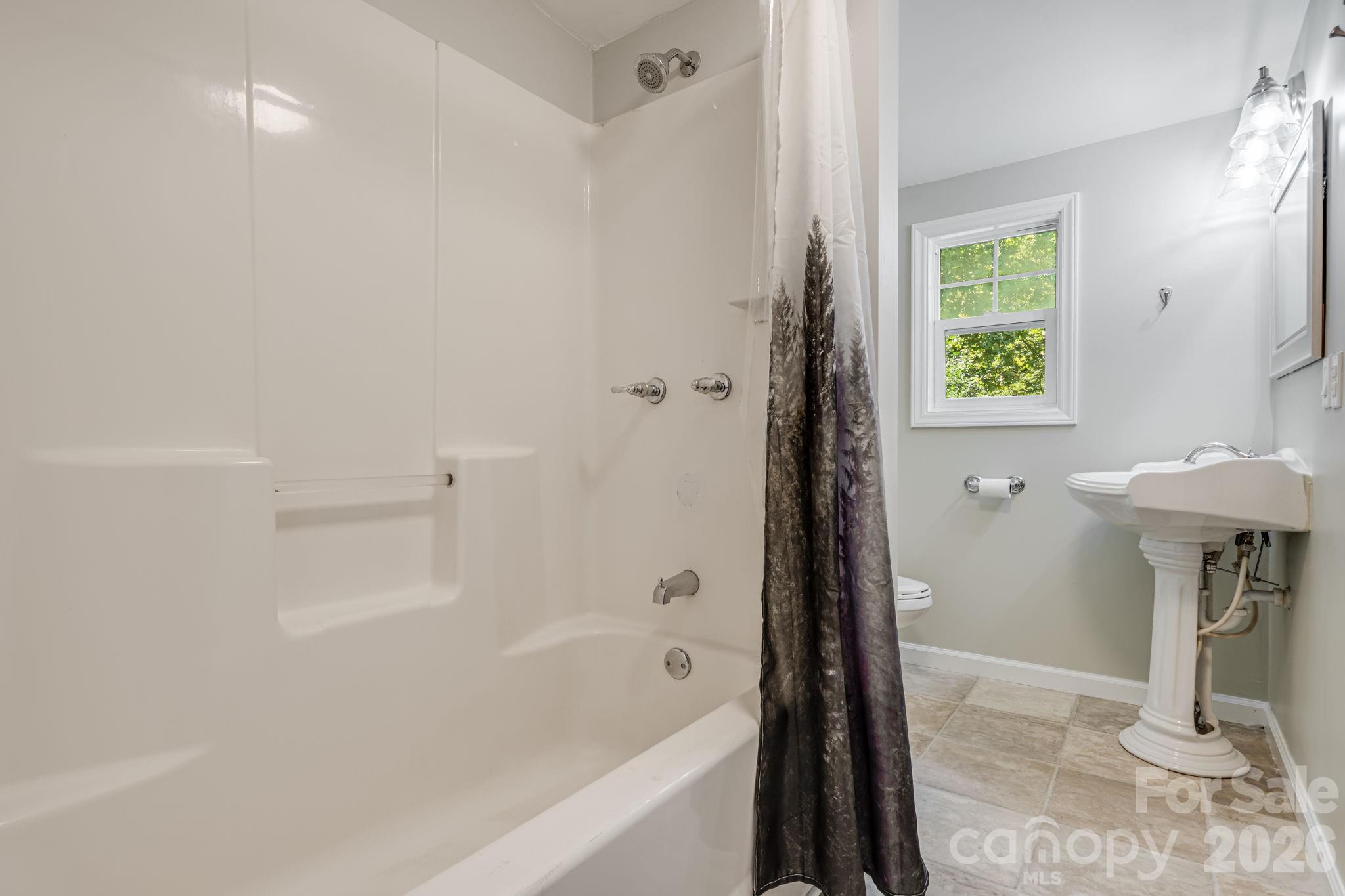 Primary bath. - 1015 Mountain View Street, Hendersonville