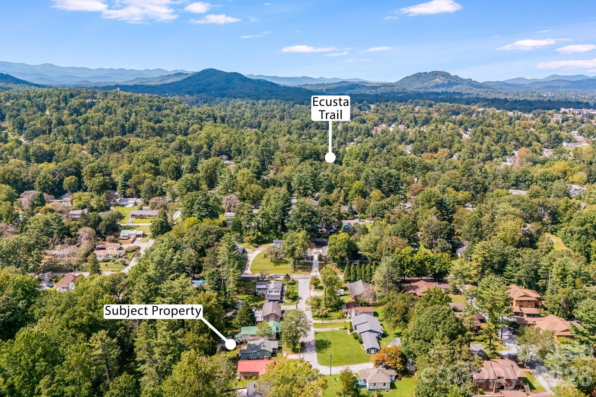 Single Family Residence at 1015 Mountain View Street, Hendersonville, photo 32 of 38