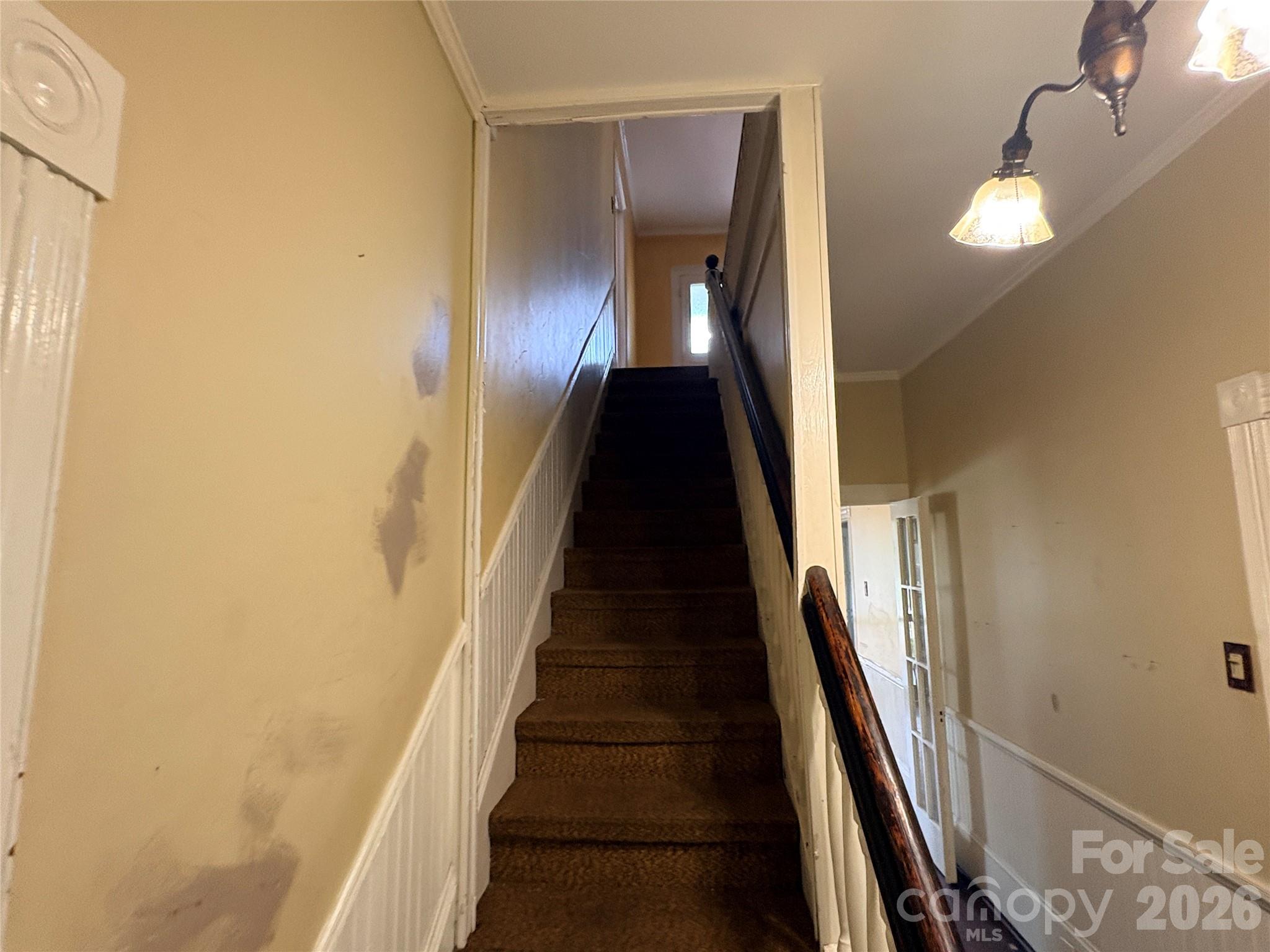 To Upstairs - 123 York Street, Chester