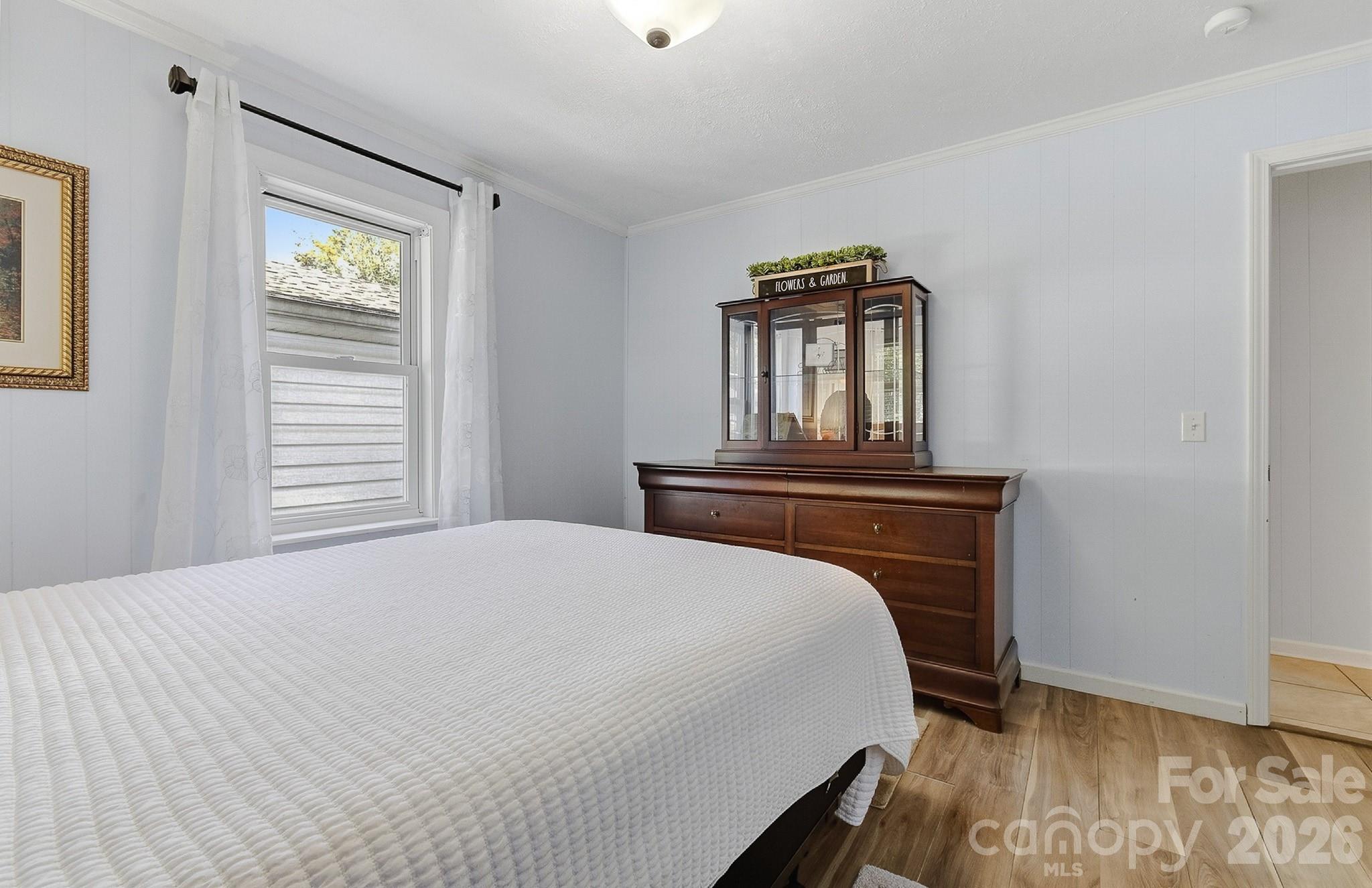 Single Family Residence at 312 Jack Street, Hendersonville, photo 13 of 48
