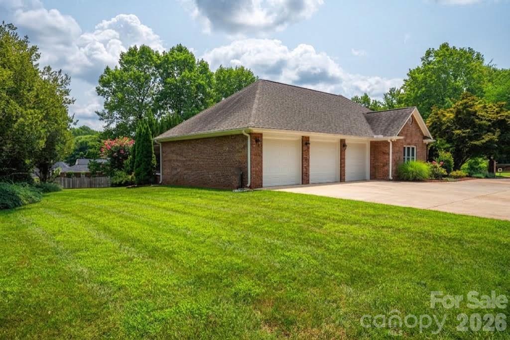 Single Family Residence at 5023 Samuel Pinckney Drive, Belmont, photo 3 of 45
