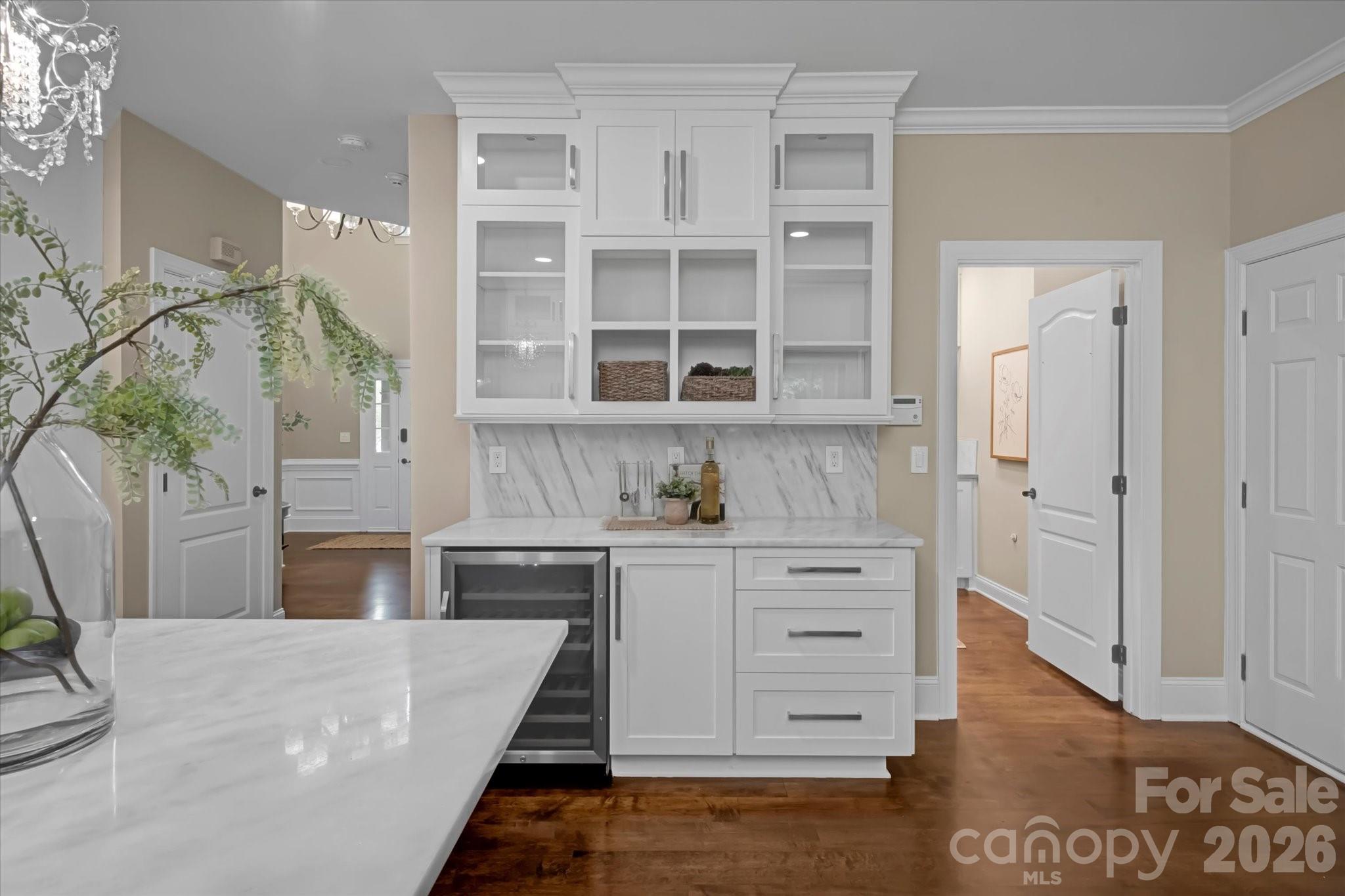 Single Family Residence at 409 Running Horse Lane, Waxhaw, photo 10 of 35