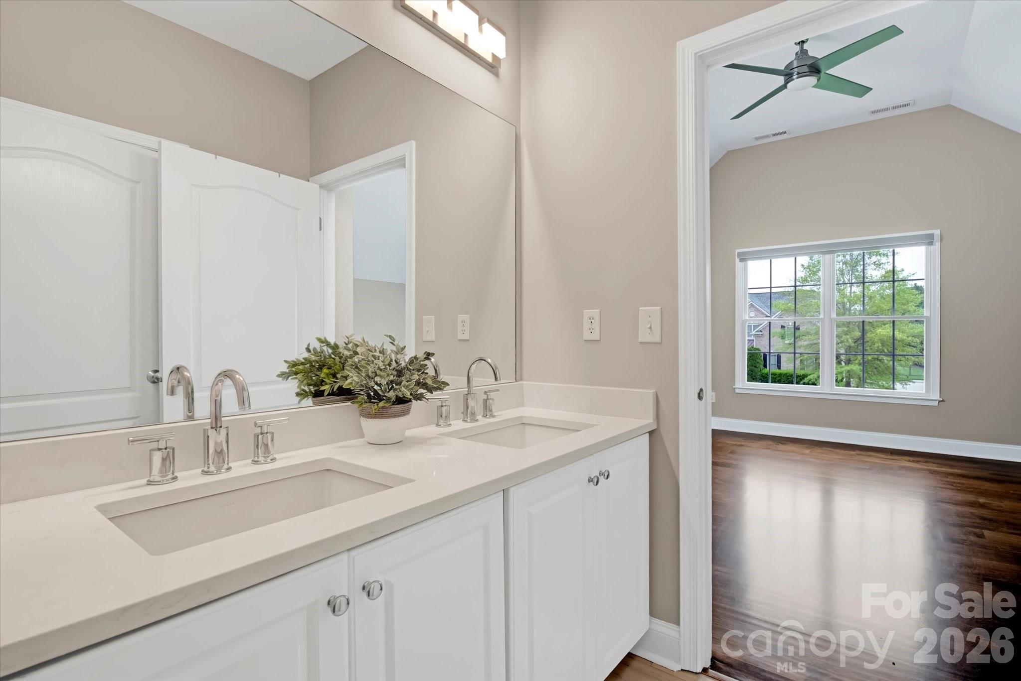 Single Family Residence at 409 Running Horse Lane, Waxhaw, photo 26 of 35
