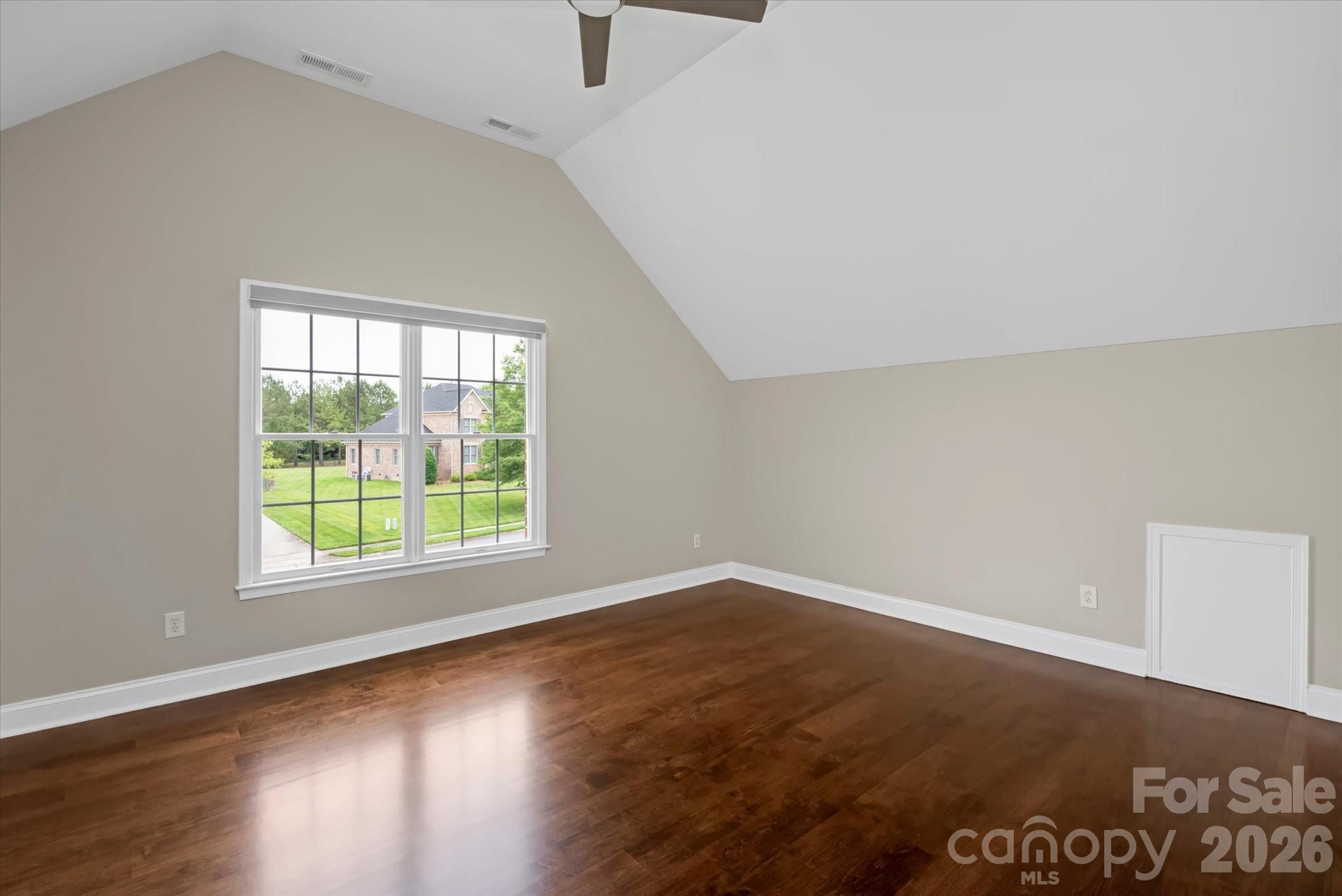 Single Family Residence at 409 Running Horse Lane, Waxhaw, photo 27 of 35