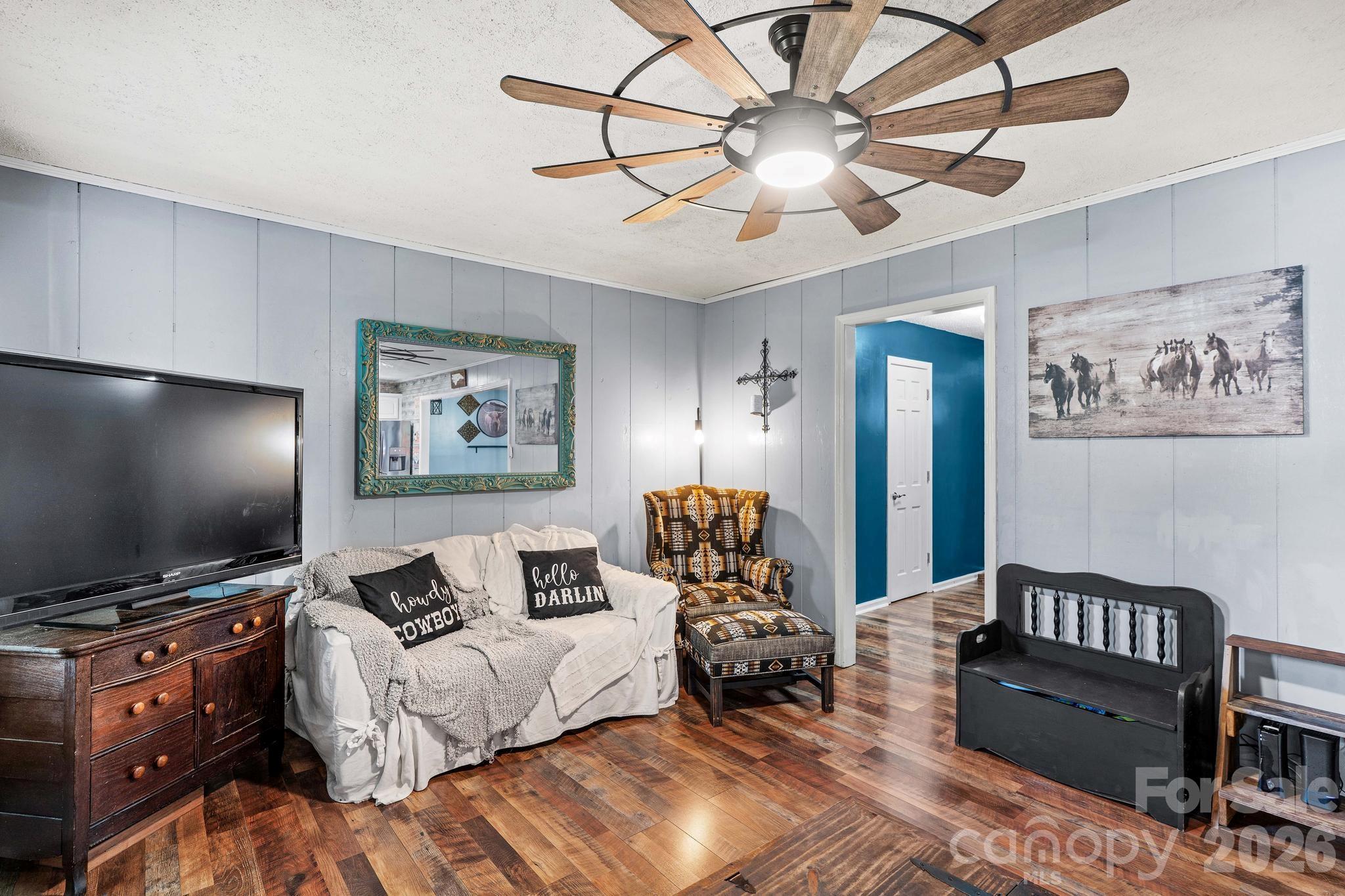 Single Family Residence at 230 E Old Farm Road, Salisbury, photo 13 of 48