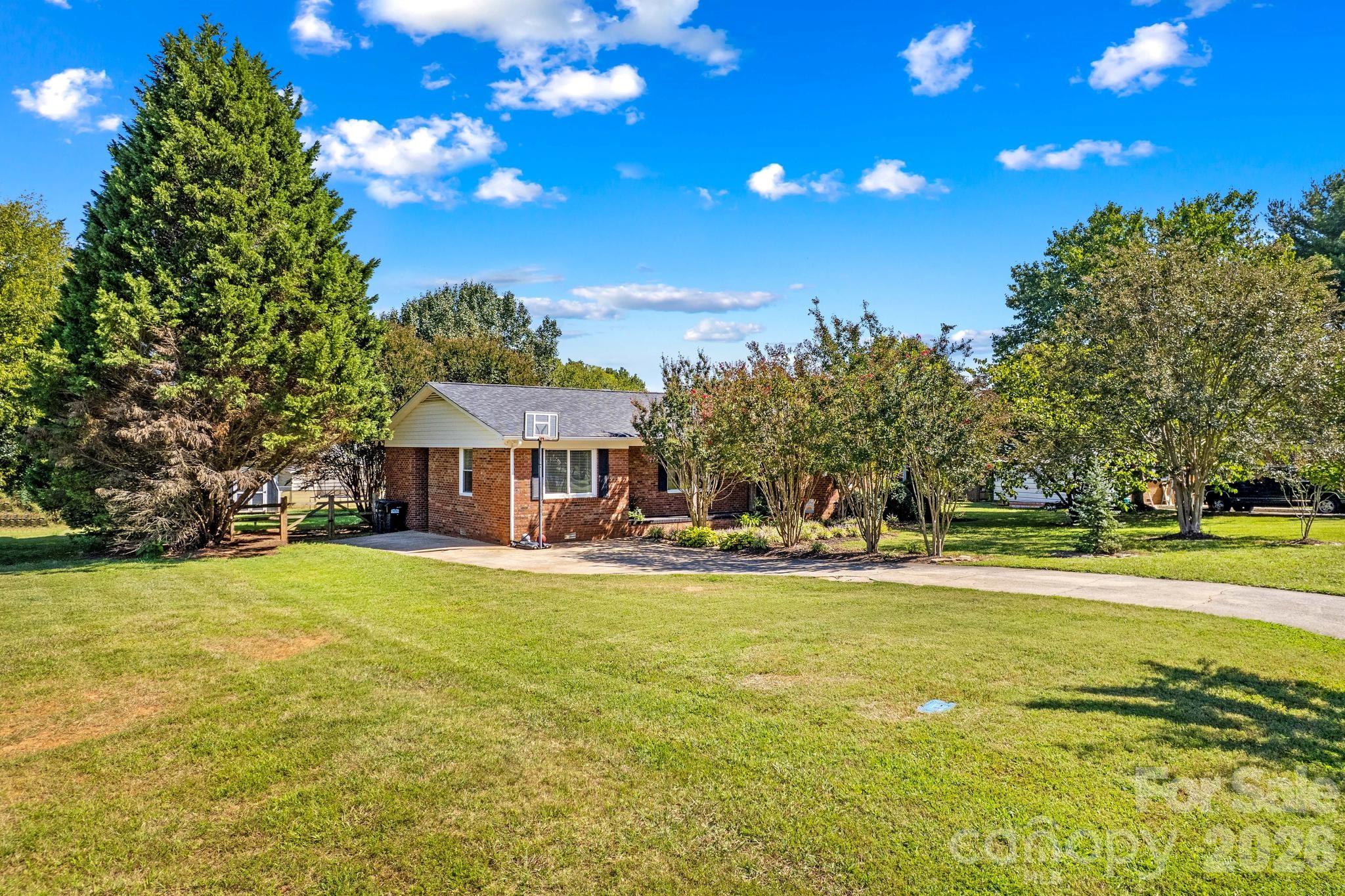 Single Family Residence at 230 E Old Farm Road, Salisbury, photo 48 of 48