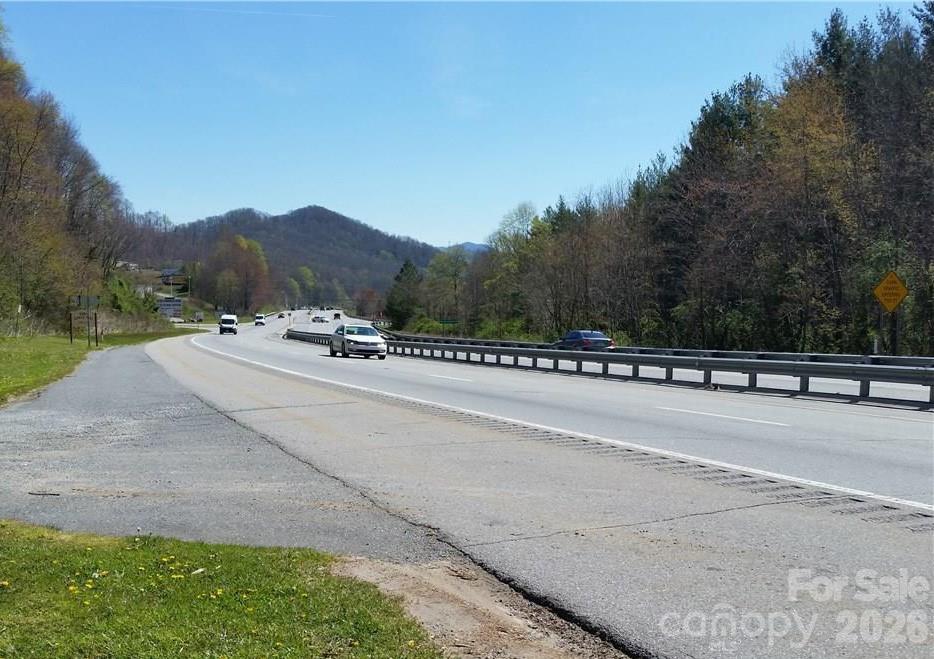 Lot at 31 Mistletoe Ridge, Waynesville, photo 3 of 27