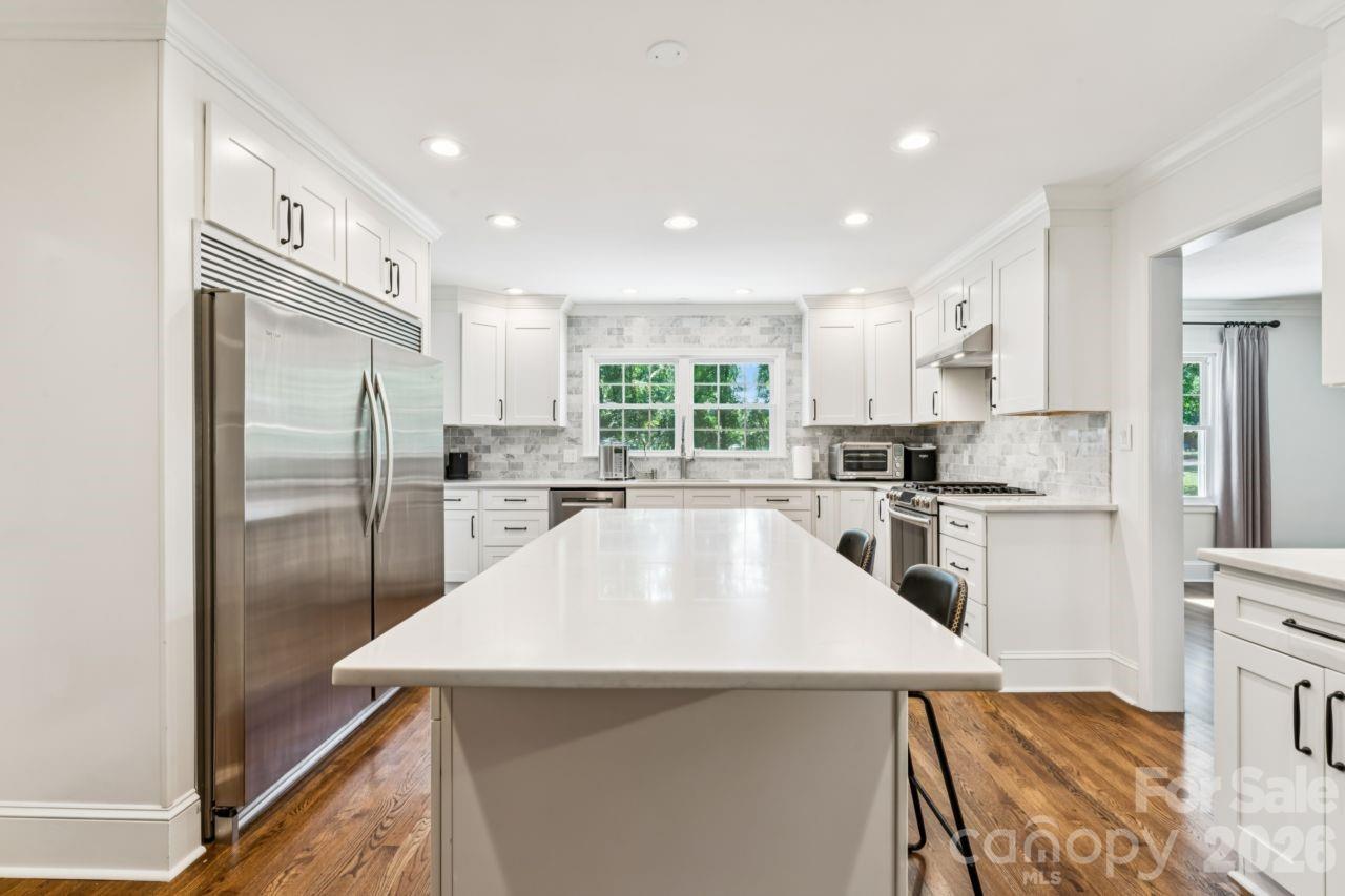Single Family Residence at 1729 Lumpkin Circle, Rock Hill, photo 12 of 41