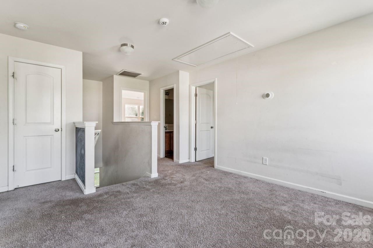 Single Family Residence at 107 Berrybeth Circle, China Grove, photo 20 of 32