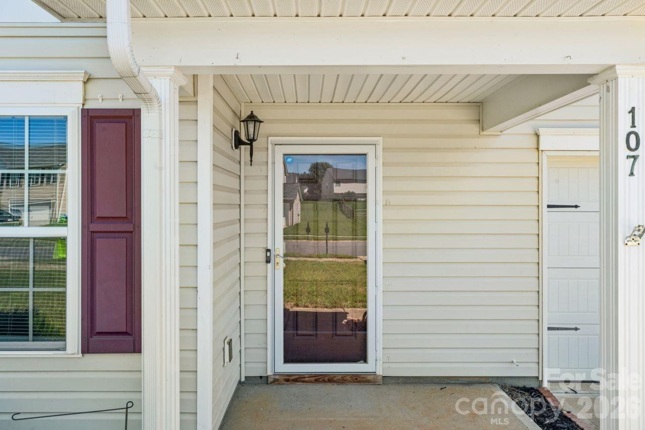 Single Family Residence at 107 Berrybeth Circle, China Grove, photo 30 of 32