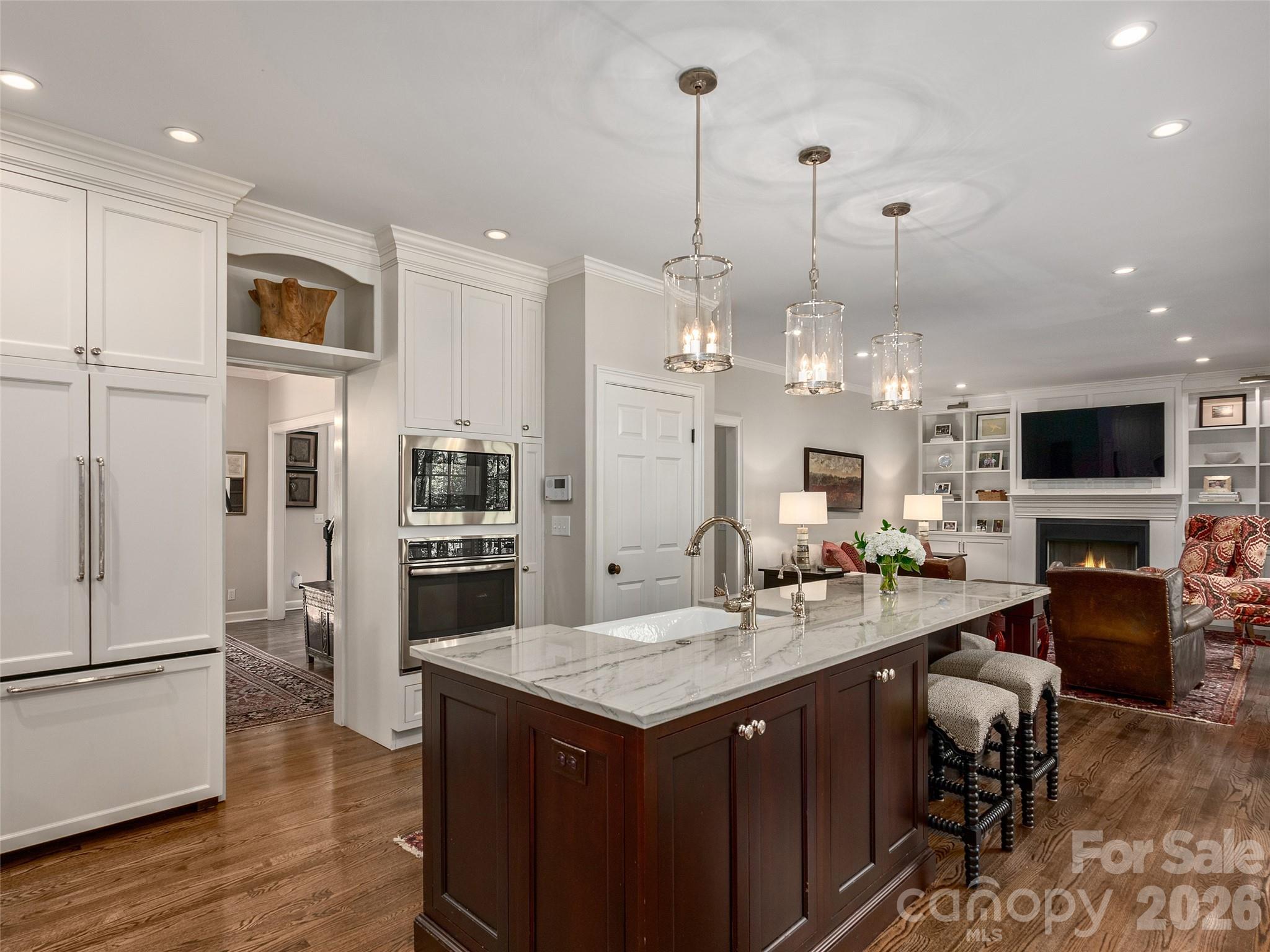 Single Family Residence at 306 Red Fox Circle, Asheville, photo 16 of 48