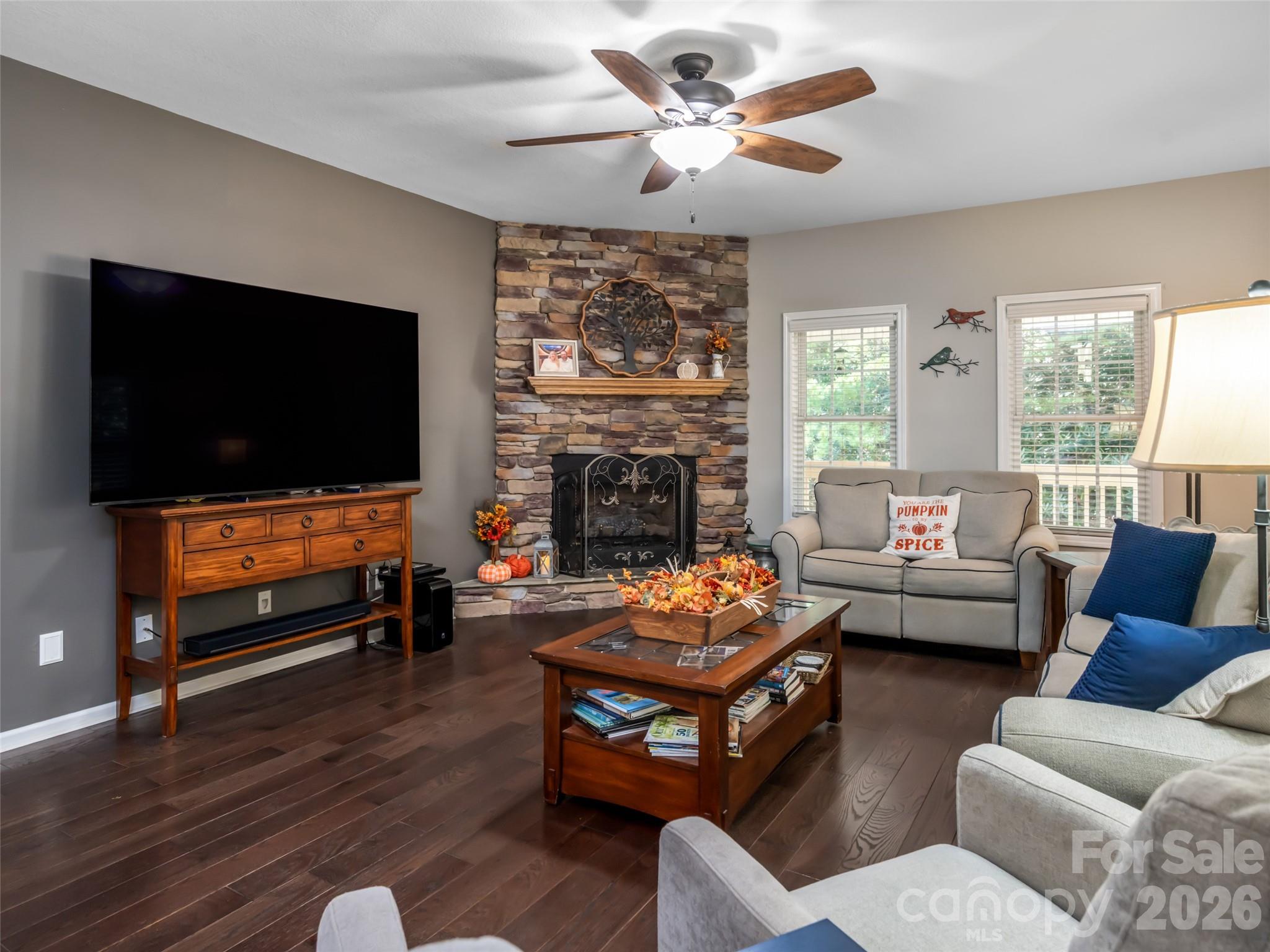 Single Family Residence at 273 Cross Creek Drive, Marion, photo 9 of 47