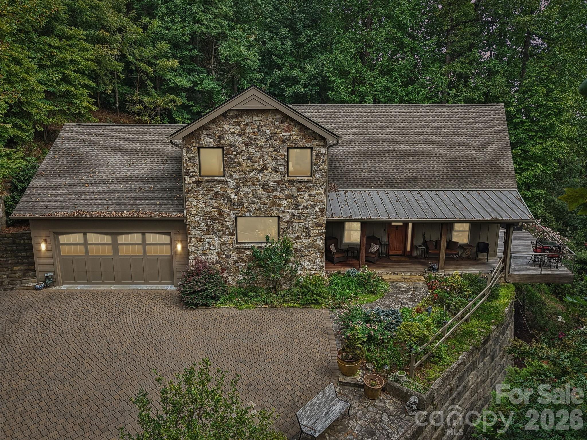 Single Family Residence at 404 Southview Lane, Flat Rock, photo 46 of 48