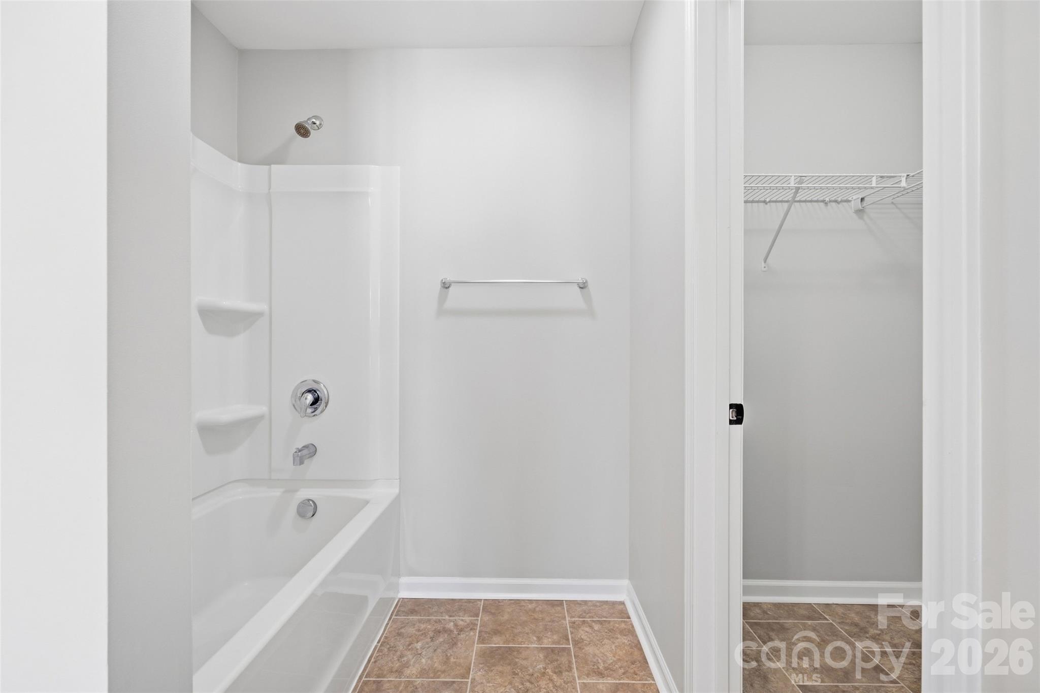 Single Family Residence at 142 Fesperman Circle, Troutman, photo 40 of 51
