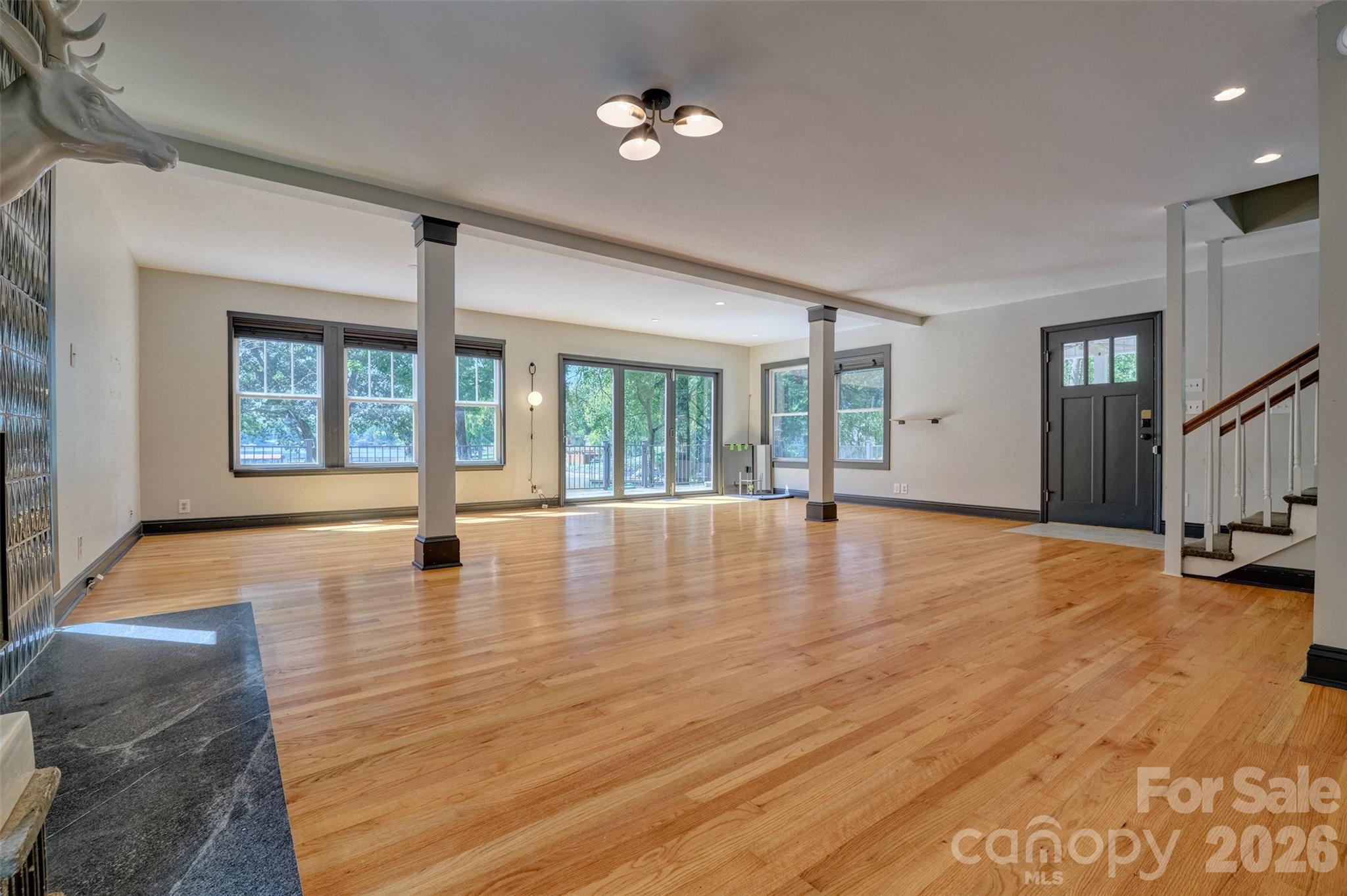 Single Family Residence at 486 Willow Cove Road, Lake Wylie, photo 14 of 43