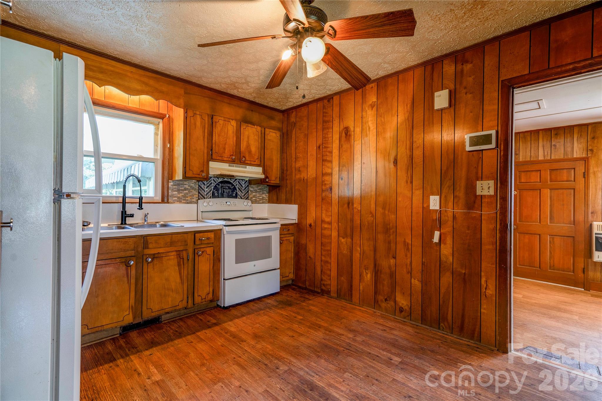 Kitchen - 720 Levi Street, Shelby