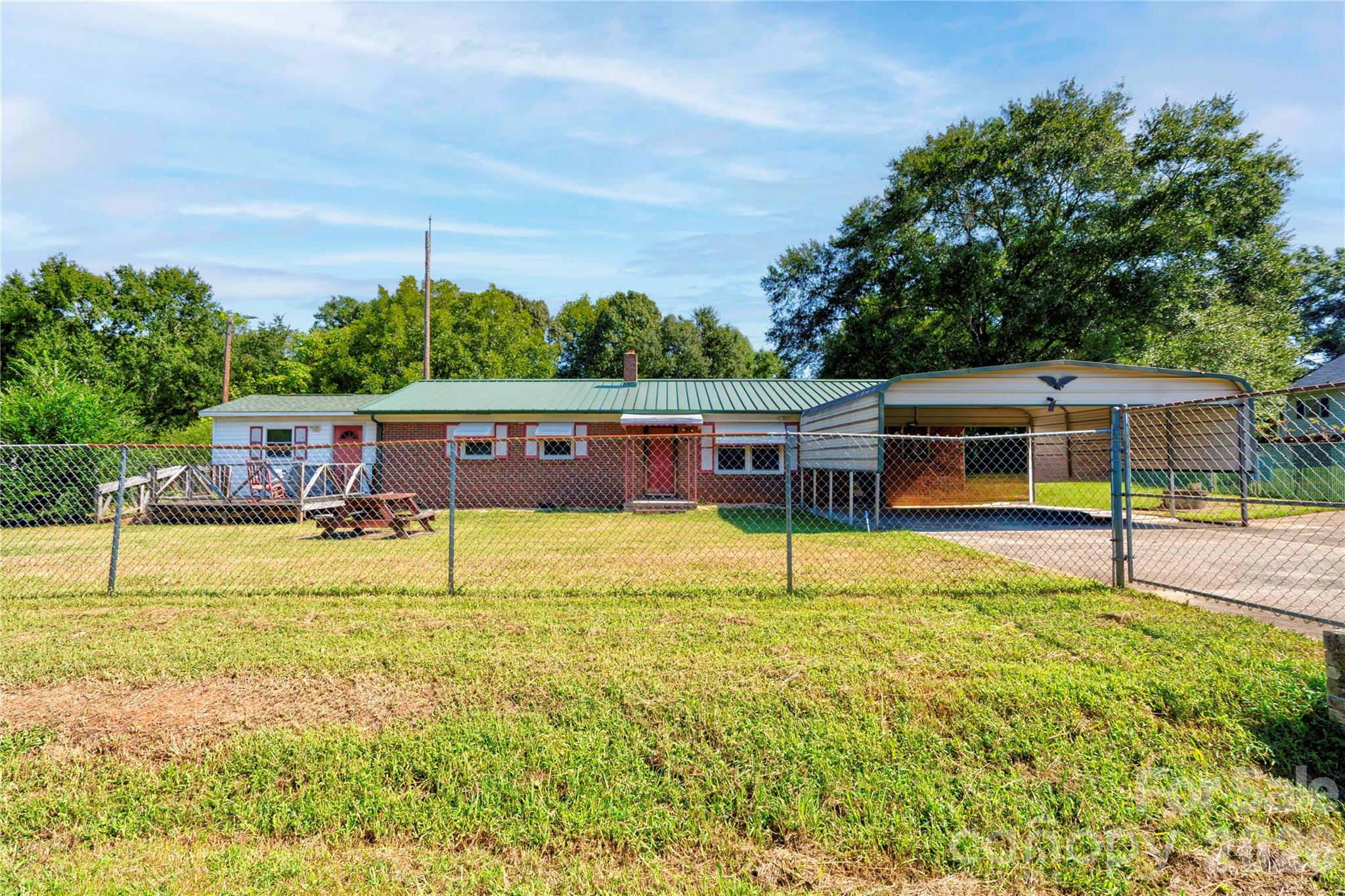 Front of property - 720 Levi Street, Shelby