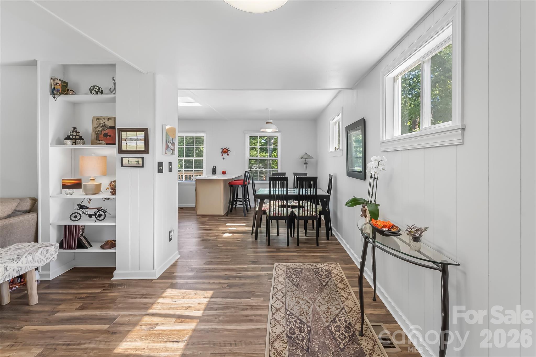 Single Family Residence at 19 Wilburn Road, Asheville, photo 4 of 30