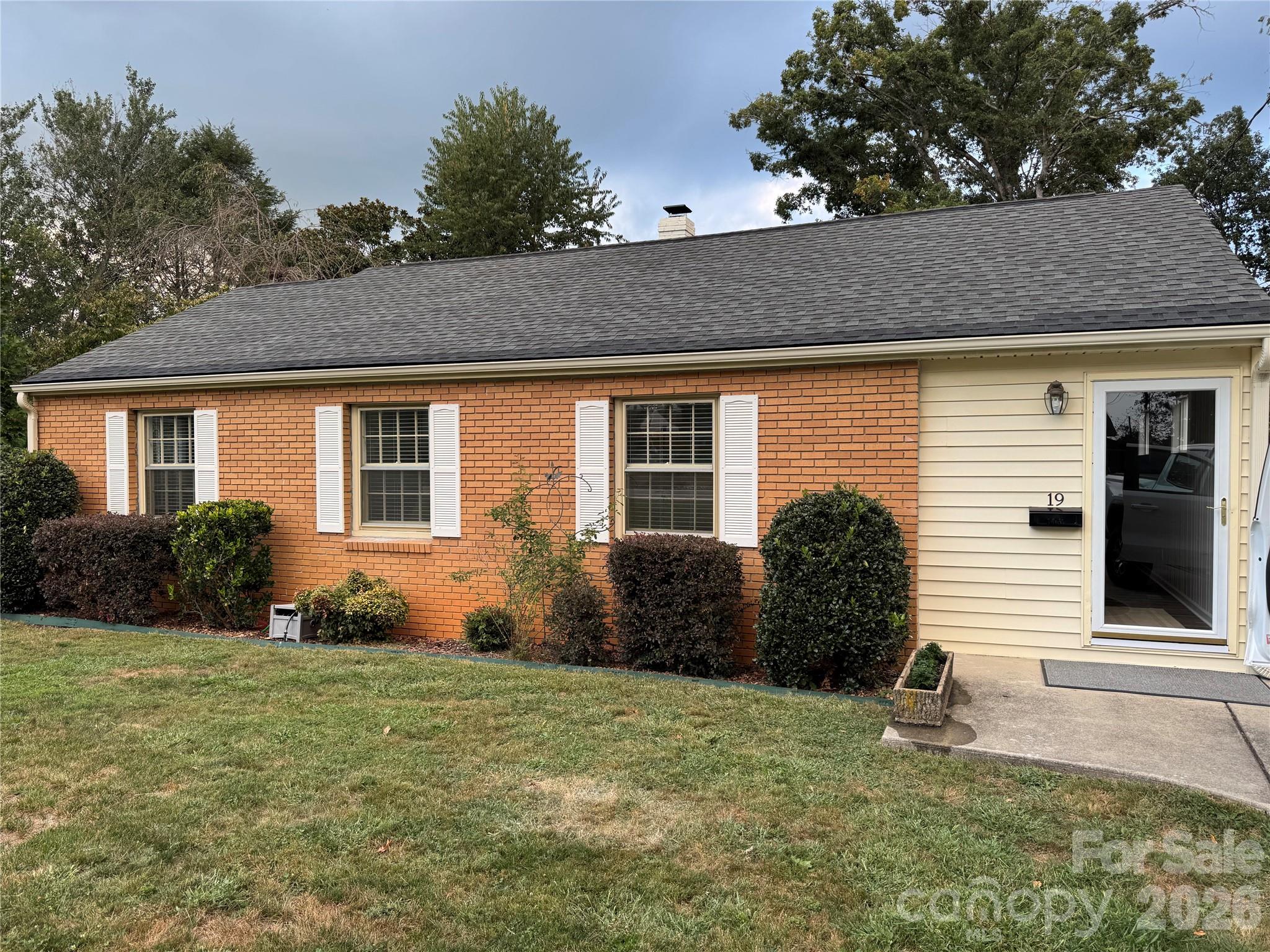 Single Family Residence at 19 Wilburn Road, Asheville, photo 30 of 30