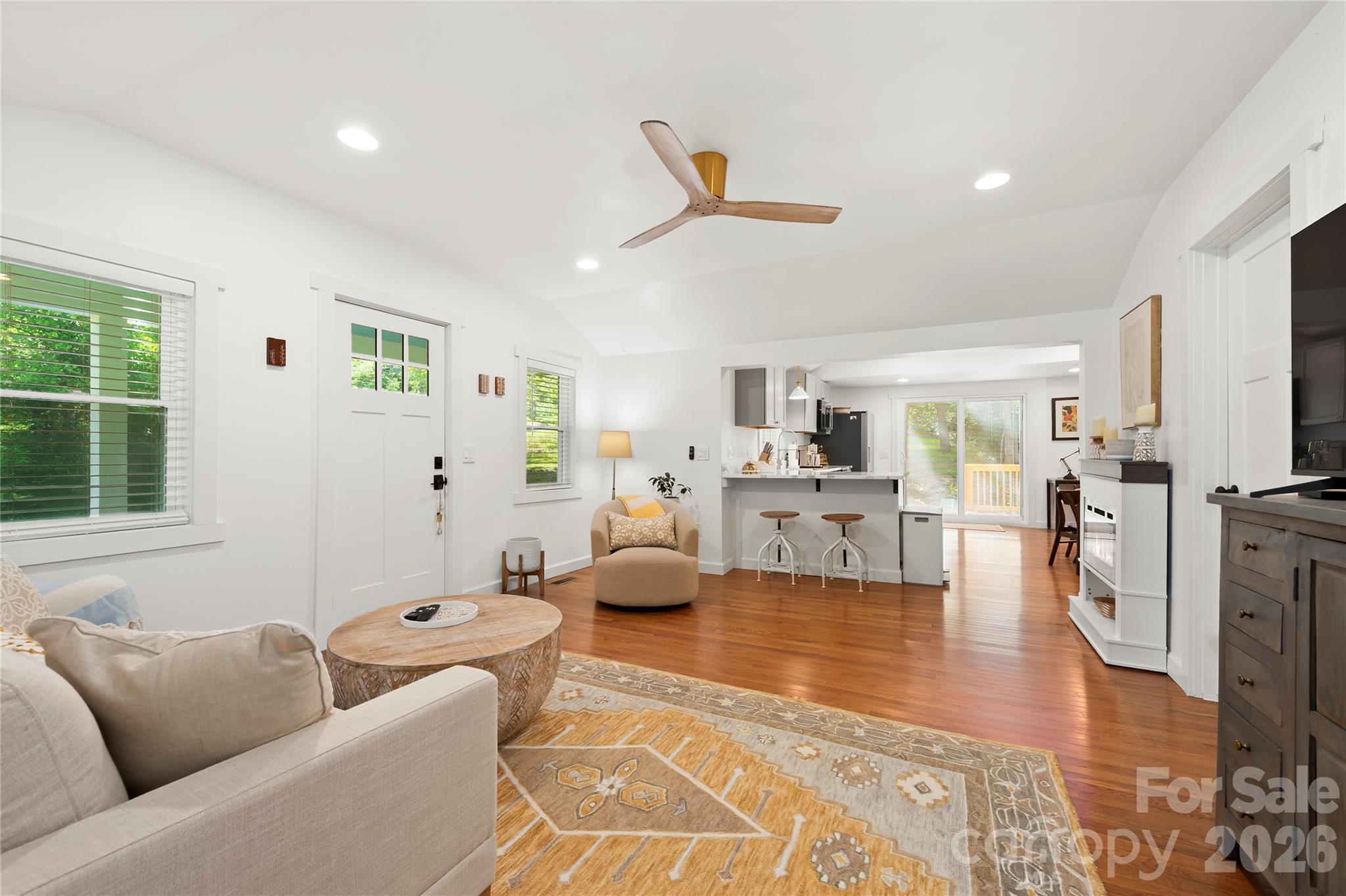 Spacious open floor plan. - 121 Sugar Cove Road, Weaverville