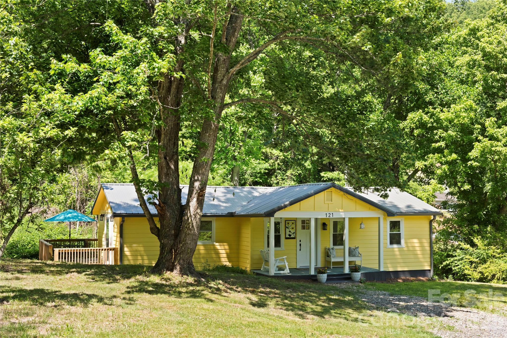 Single Family Residence at 121 Sugar Cove Road, Weaverville, photo 28 of 29