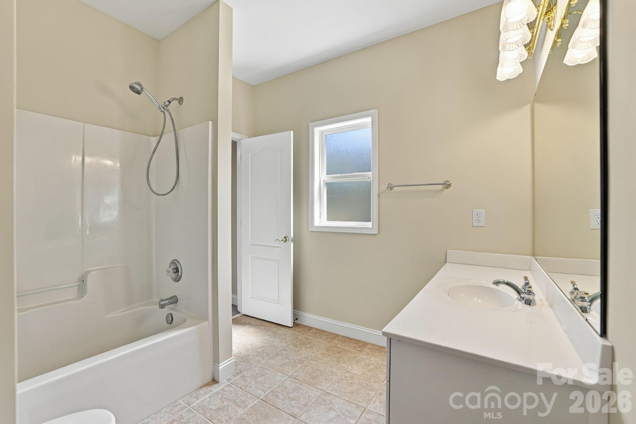 Single Family Residence at 5911 Sugarcane Court, Mint Hill, photo 26 of 44