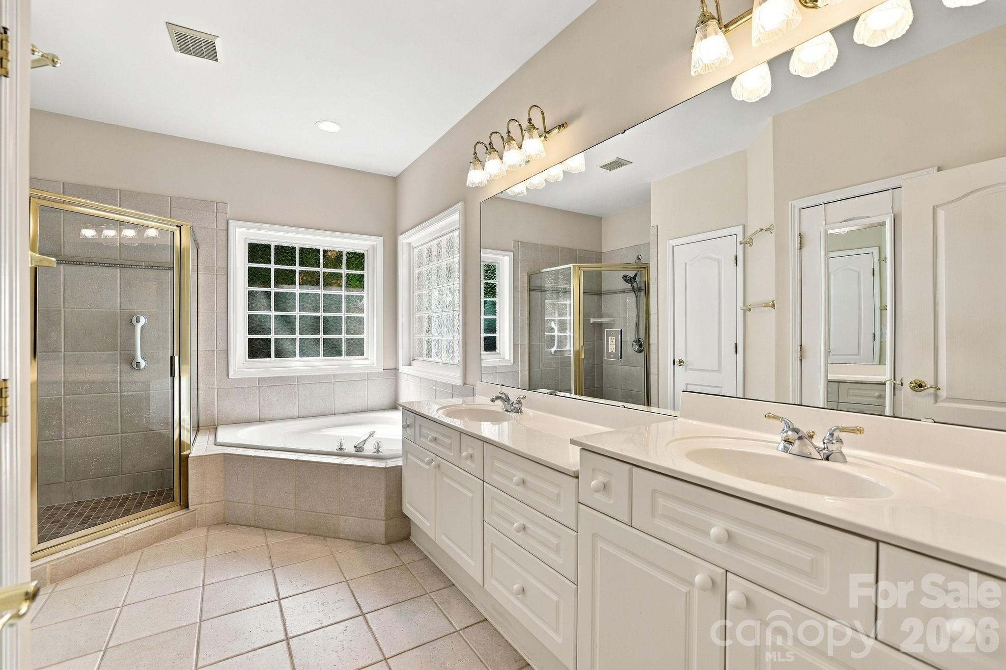 Single Family Residence at 5911 Sugarcane Court, Mint Hill, photo 33 of 44