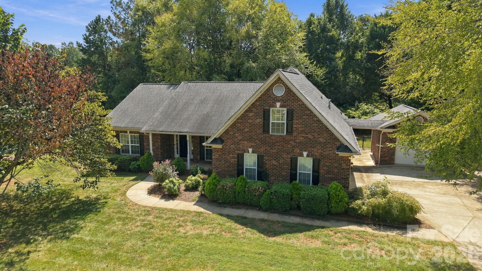 Single Family Residence at 5911 Sugarcane Court, Mint Hill, photo 38 of 44