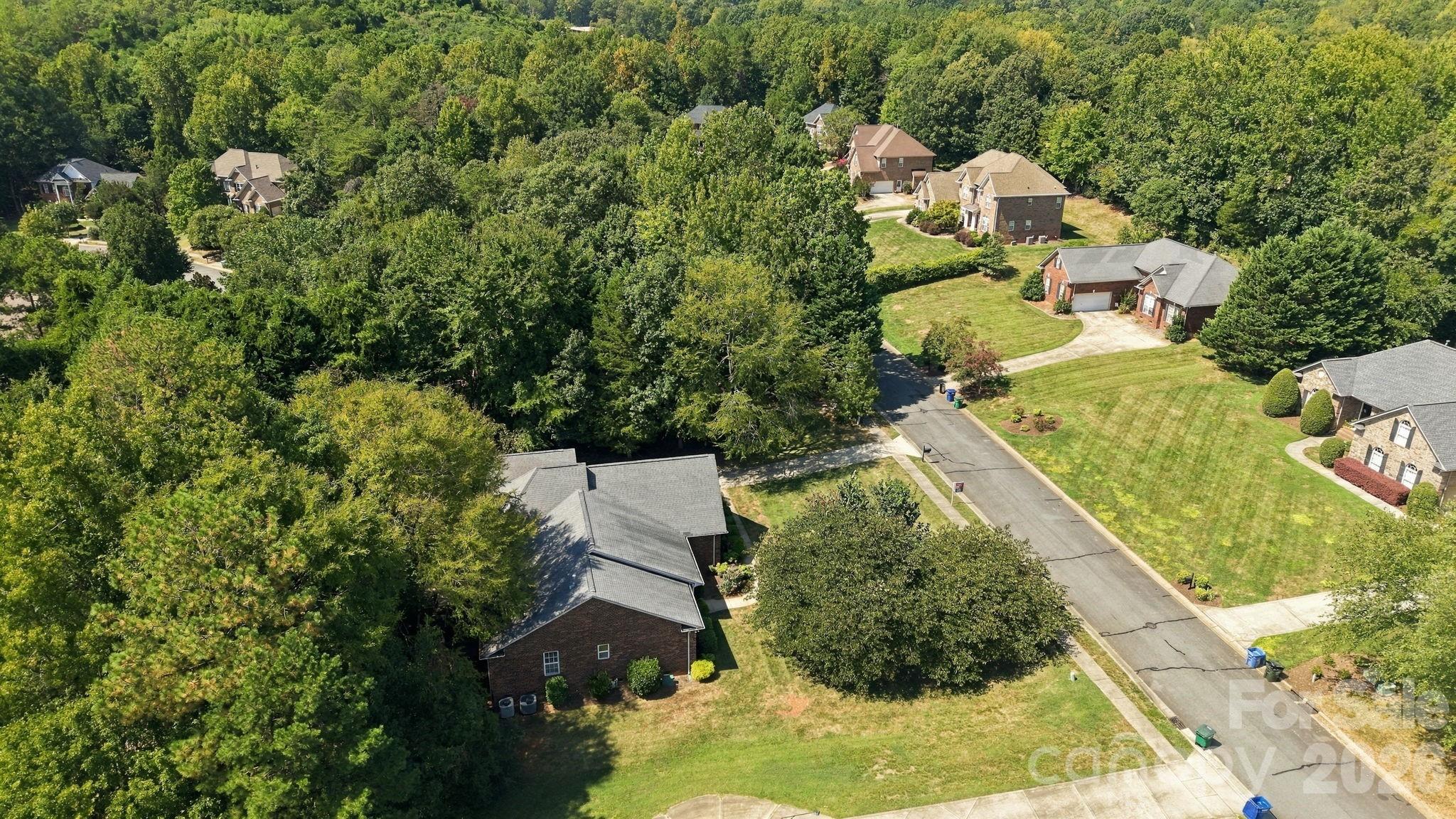 Single Family Residence at 5911 Sugarcane Court, Mint Hill, photo 42 of 44