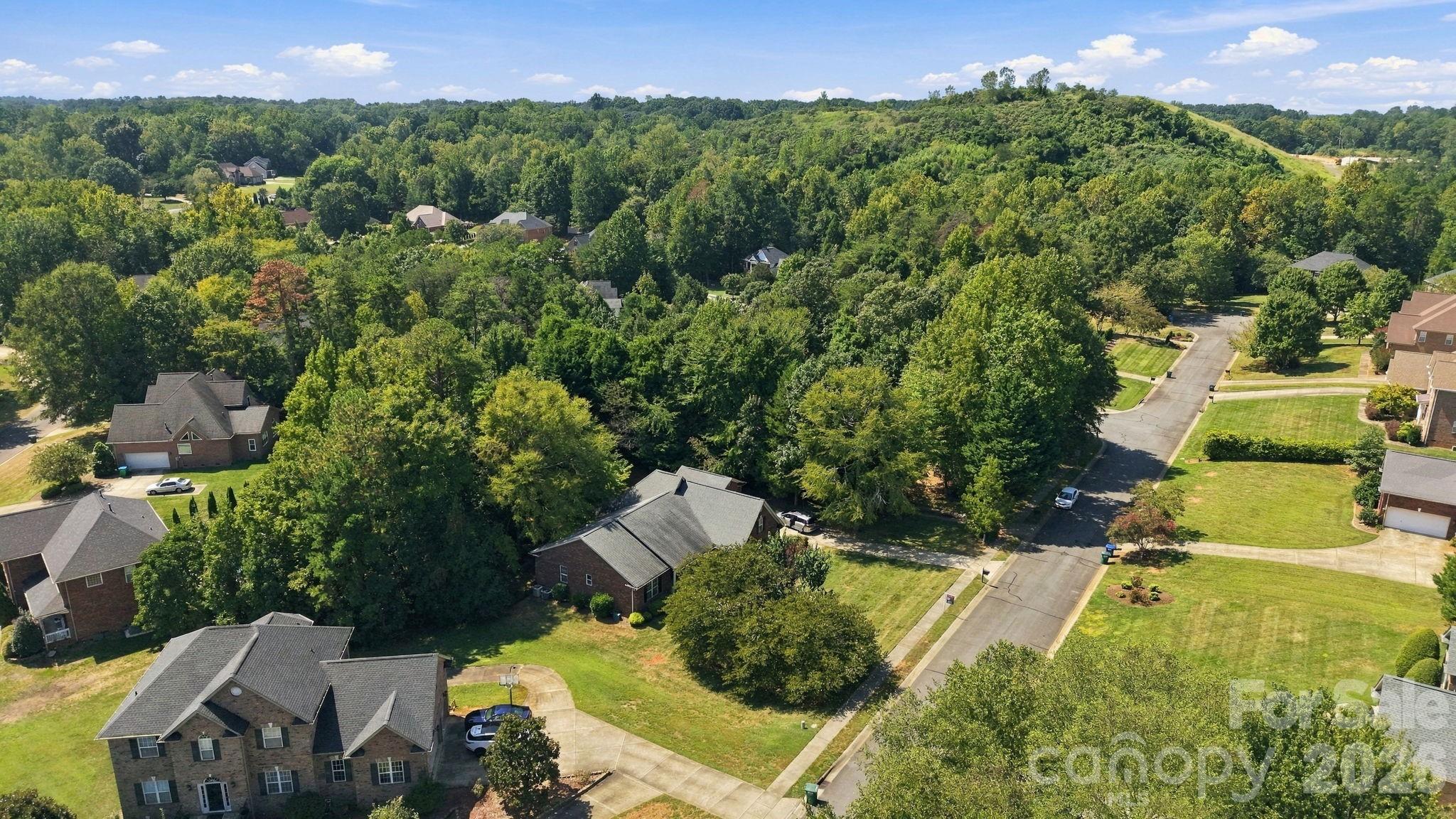 Single Family Residence at 5911 Sugarcane Court, Mint Hill, photo 43 of 44