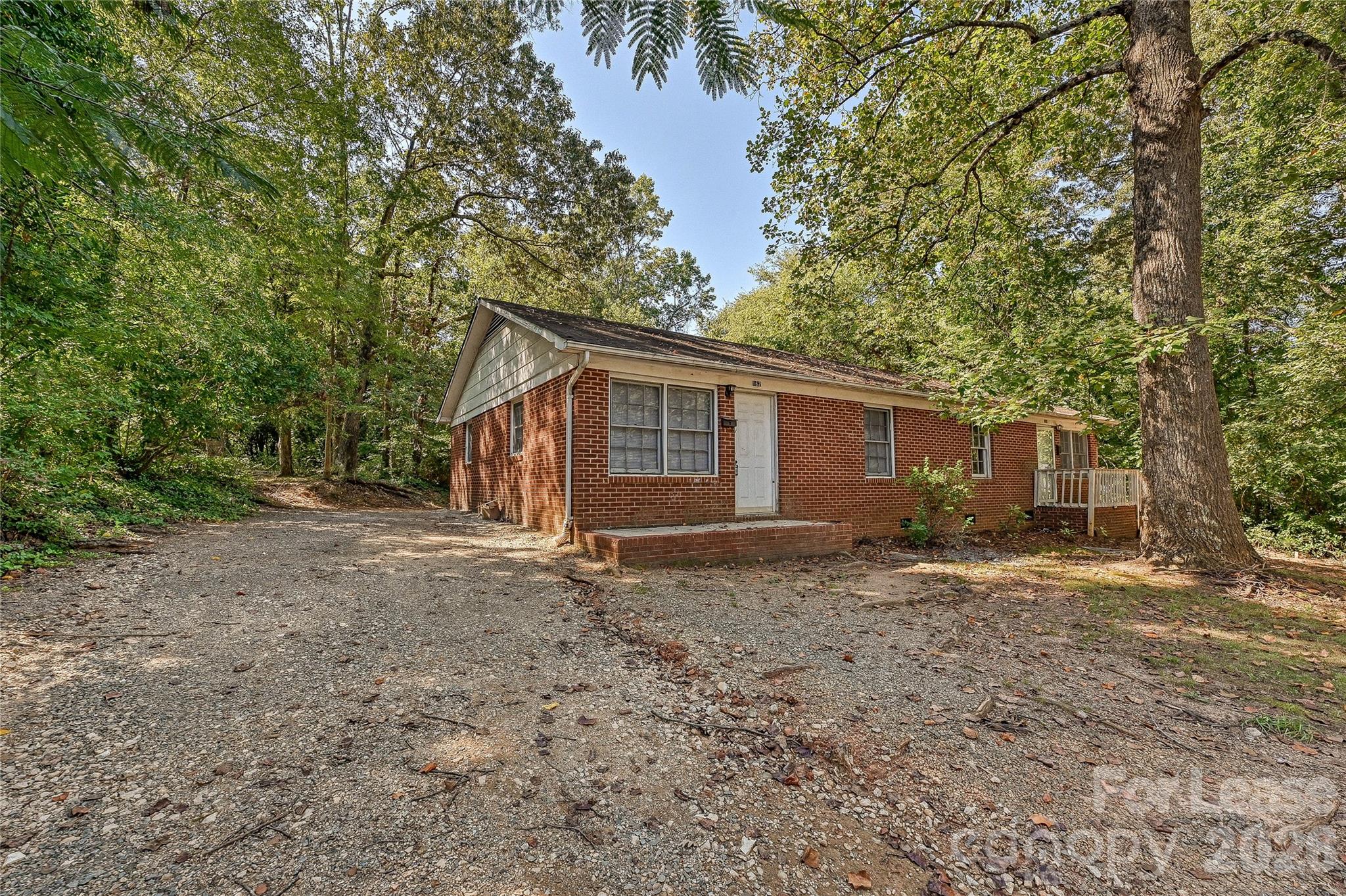 Single Family Residence at 162 American Avenue NE, Concord, photo 12 of 12