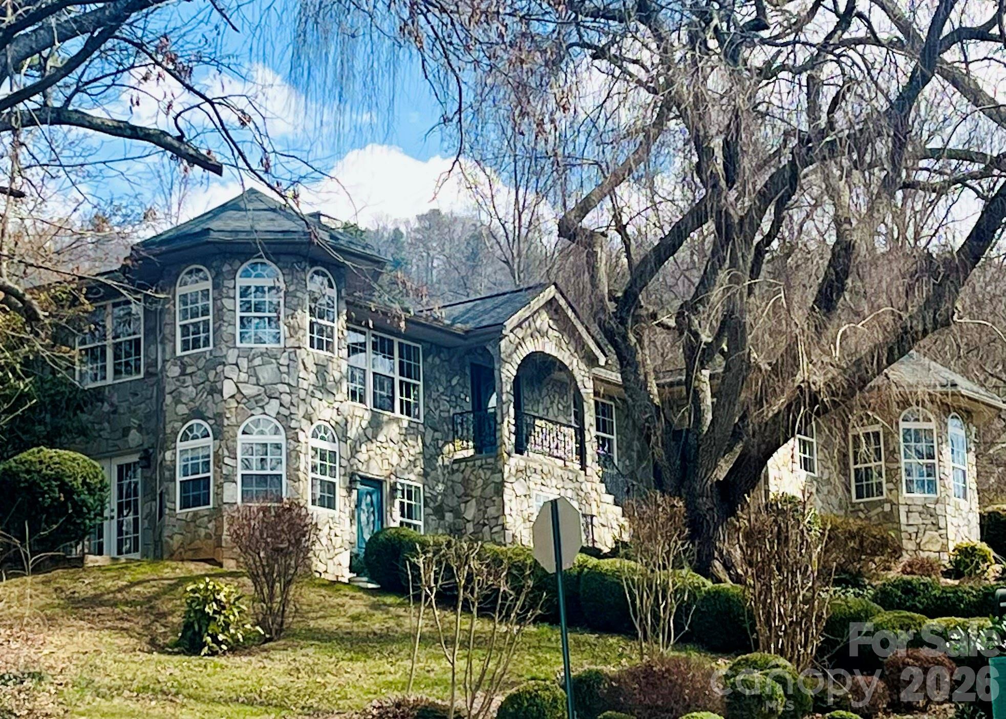 Single Family Residence at 3 Northwood Road, Asheville