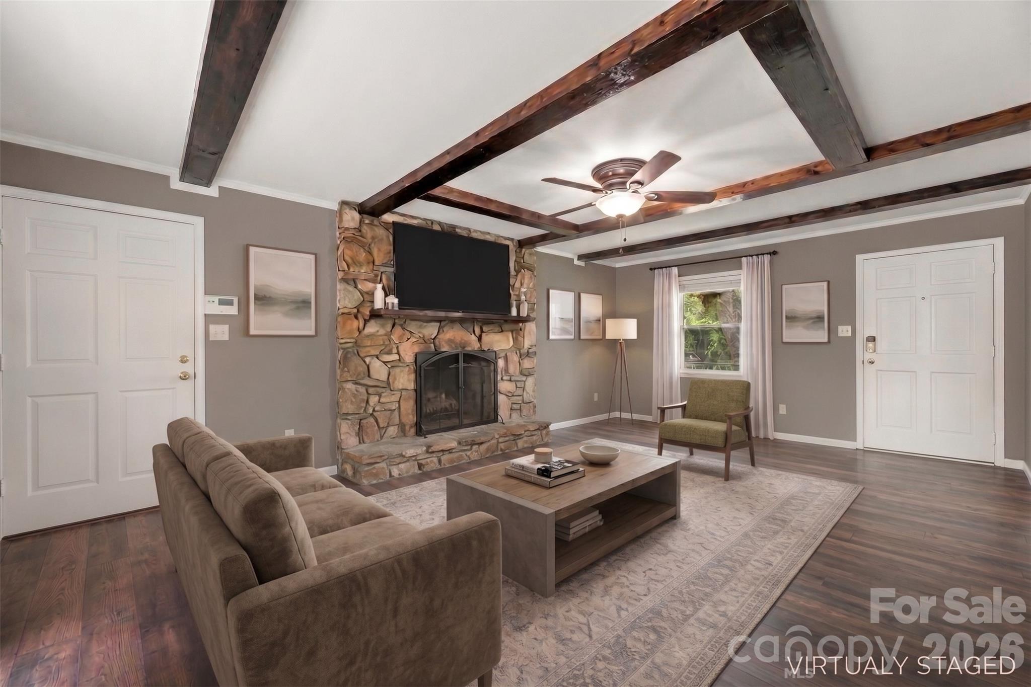 Single Family Residence at 709 Woodside Drive, Kings Mountain, photo 10 of 43