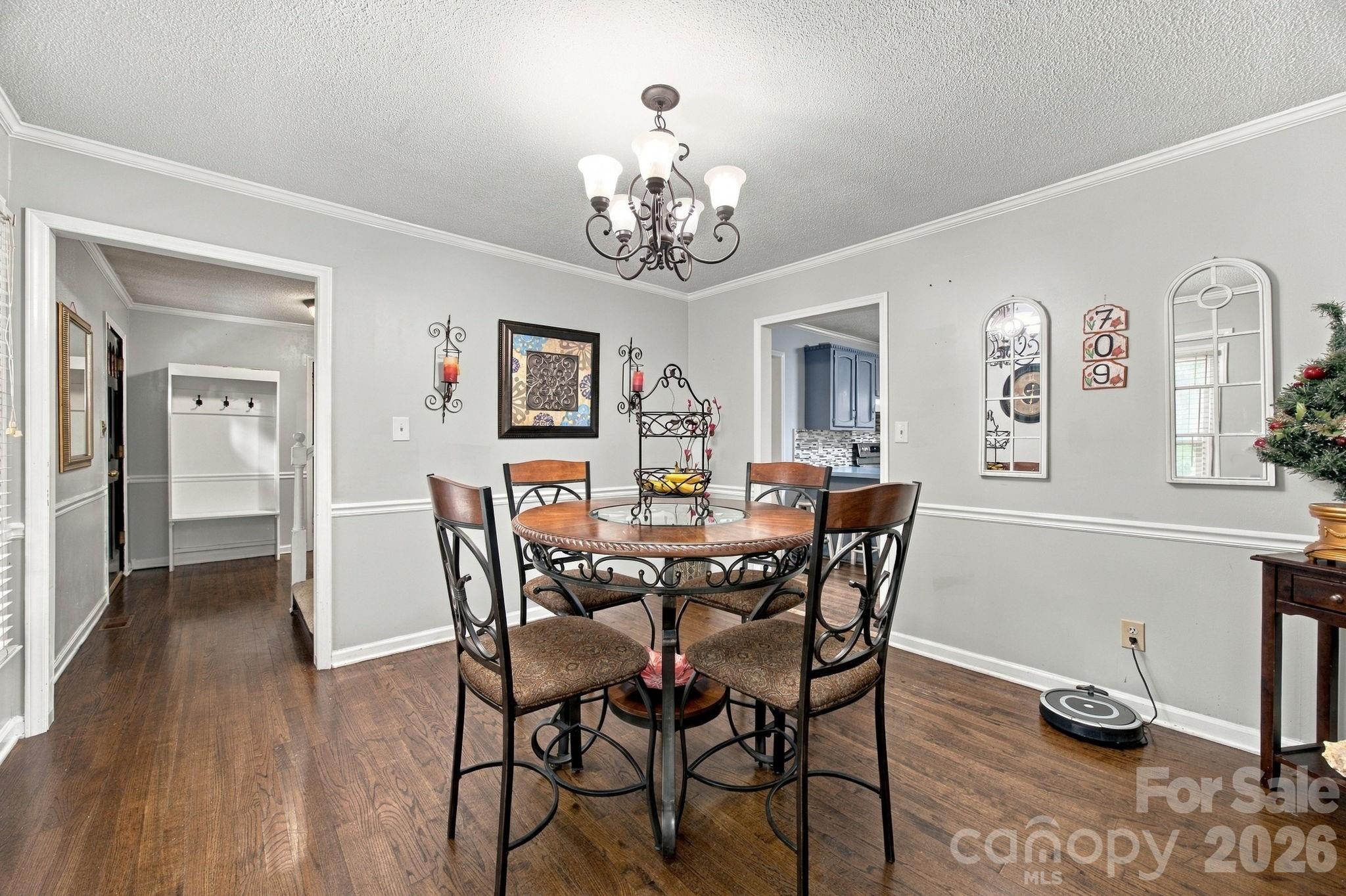 Single Family Residence at 709 Woodside Drive, Kings Mountain, photo 12 of 43