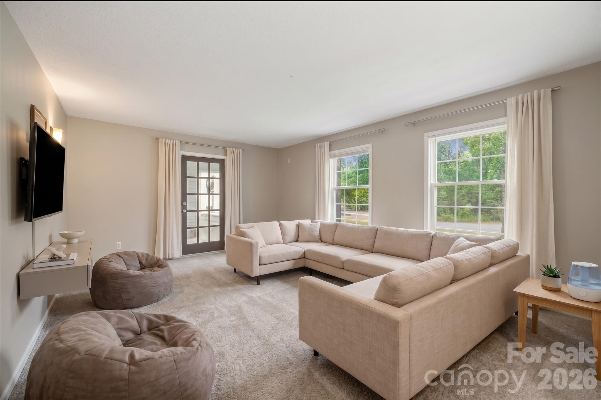 Single Family Residence at 709 Woodside Drive, Kings Mountain, photo 23 of 43