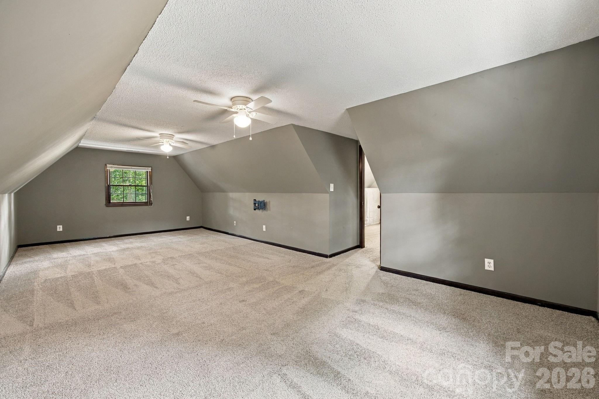 Single Family Residence at 709 Woodside Drive, Kings Mountain, photo 34 of 43