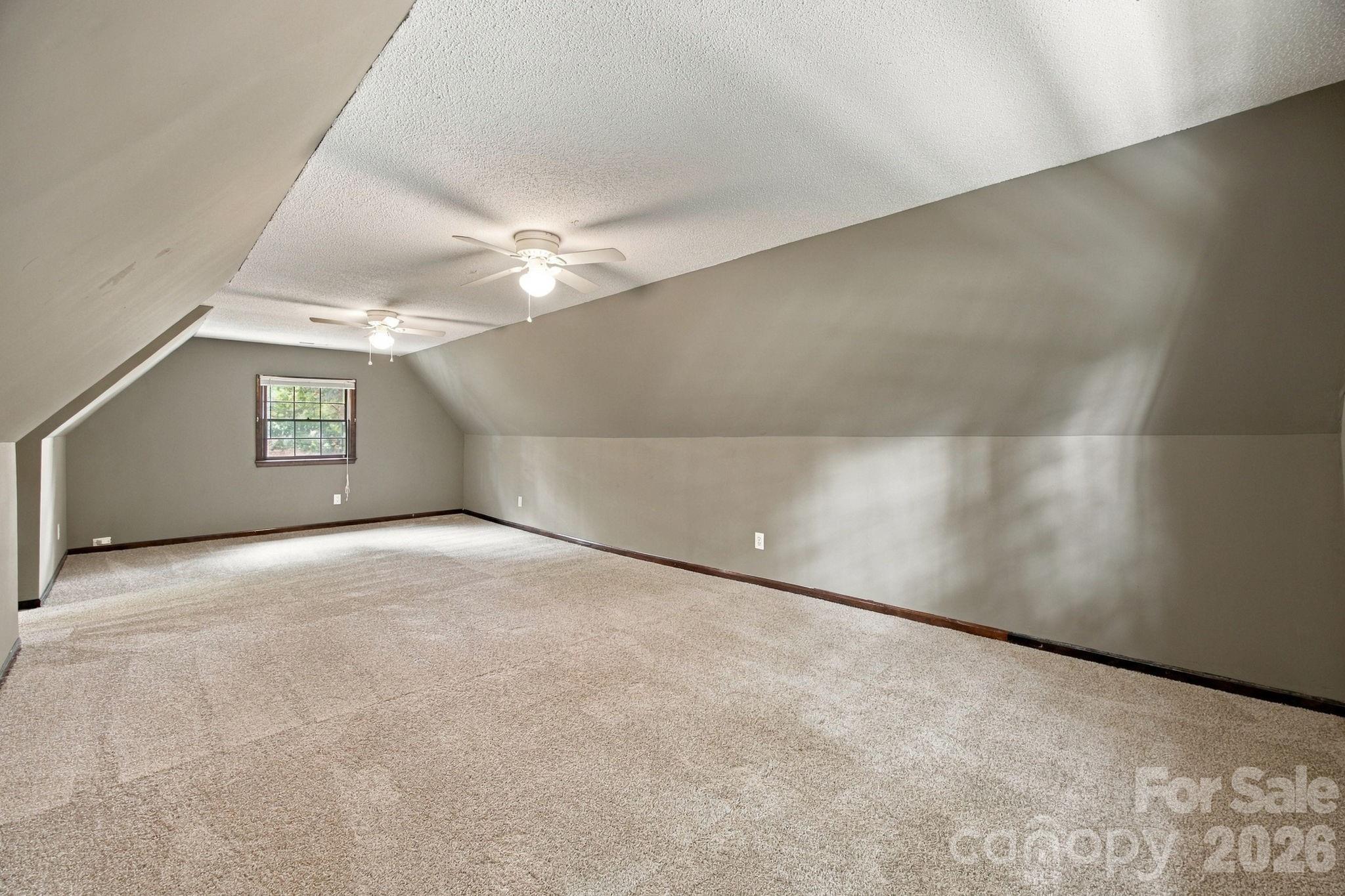 Single Family Residence at 709 Woodside Drive, Kings Mountain, photo 35 of 43