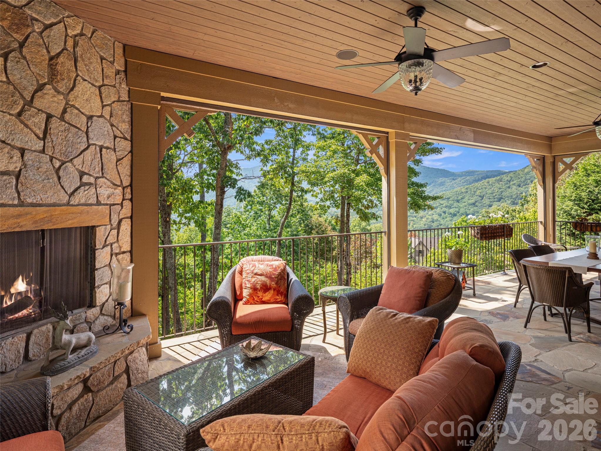 Single Family Residence at 5 Rock Vista Way, Arden, photo 24 of 48