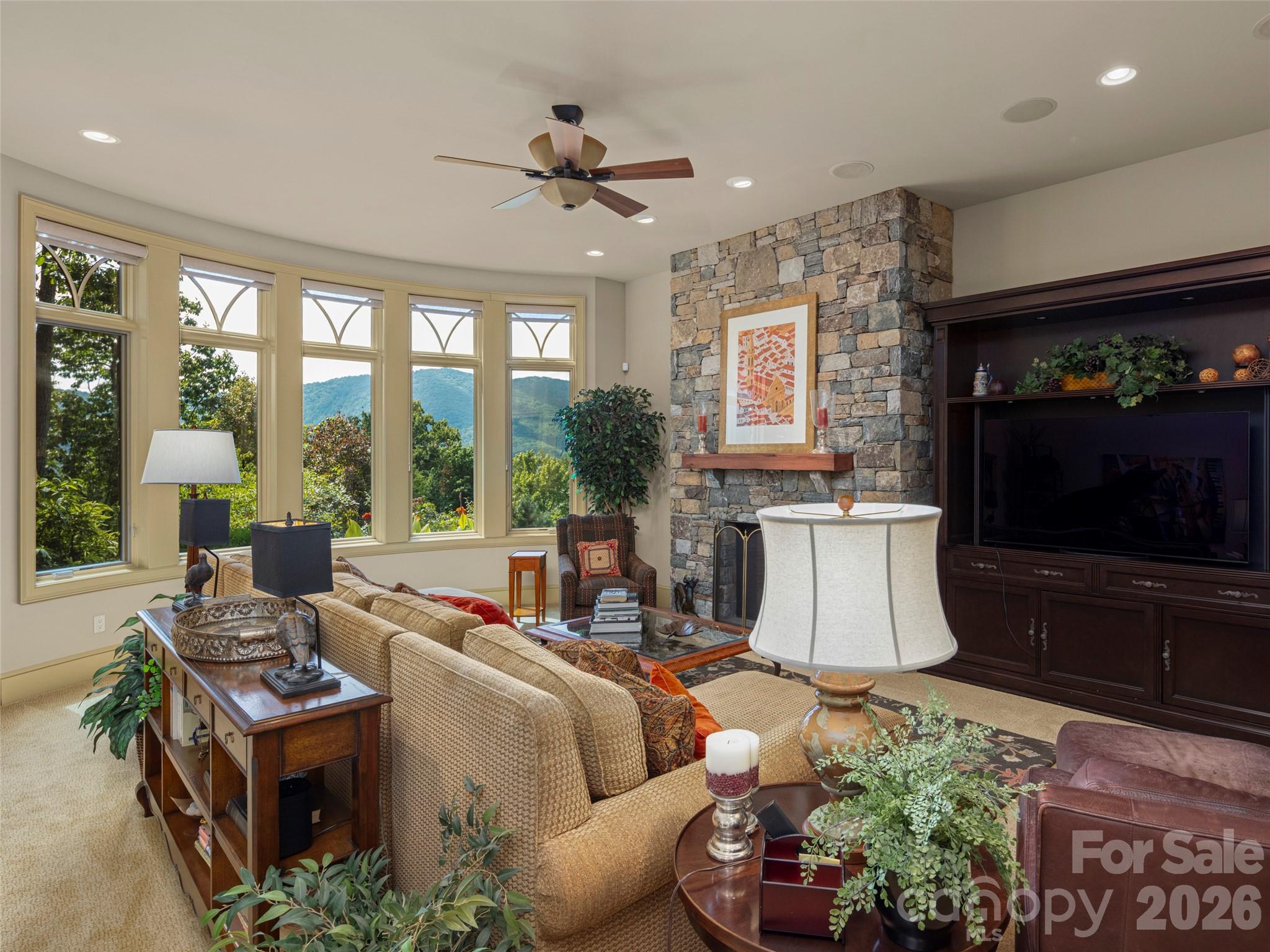 Single Family Residence at 5 Rock Vista Way, Arden, photo 36 of 48