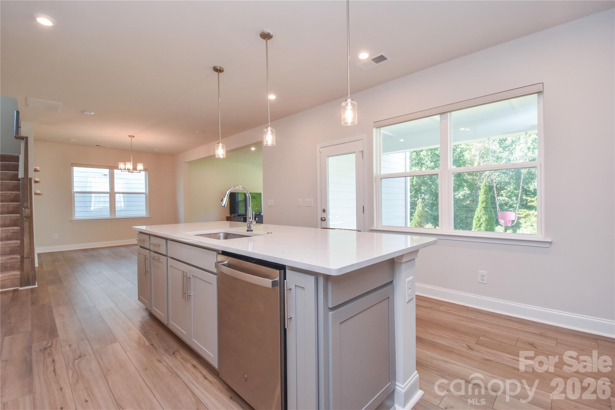 Single Family Residence at 115 Hadley Court, Mooresville, photo 10 of 40