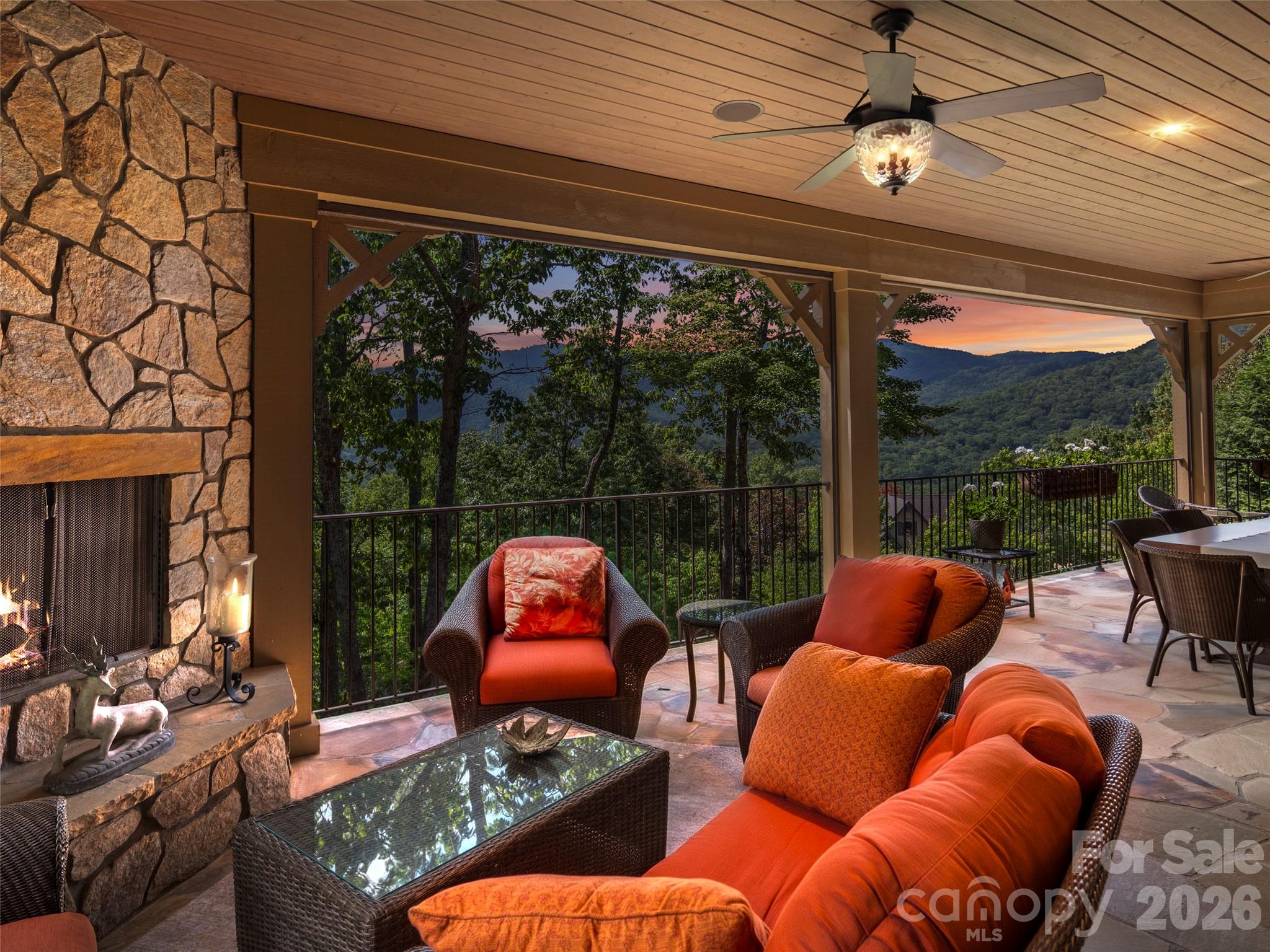 Single Family Residence at 5 Rock Vista Way, Arden, photo 25 of 48