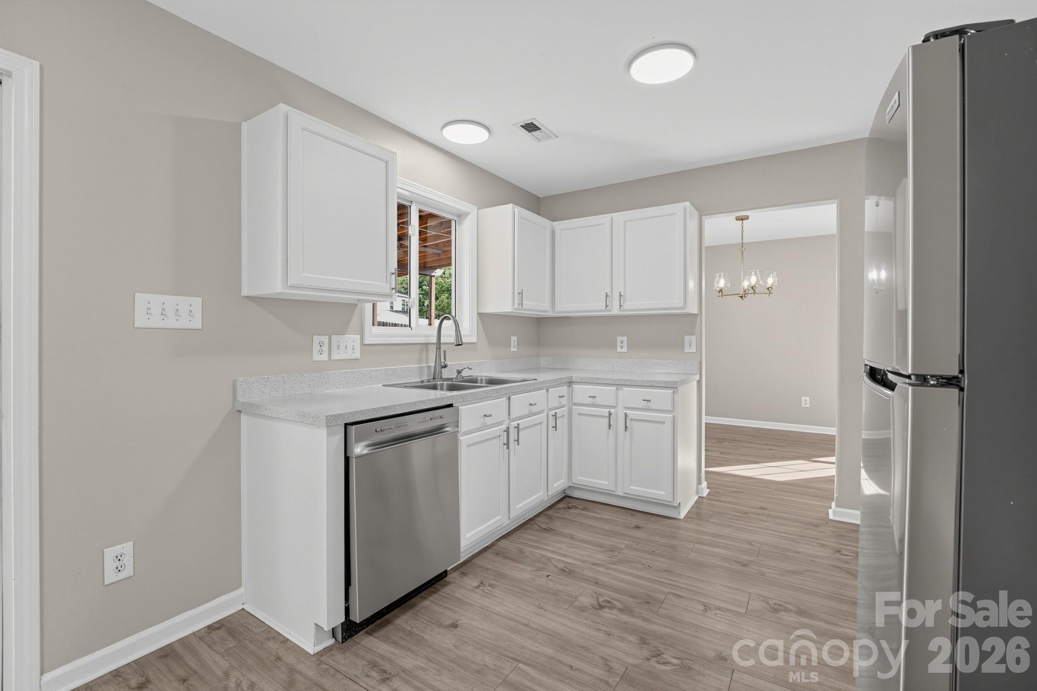 Single Family Residence at 3027 Hawick Commons Drive, Concord, photo 5 of 15