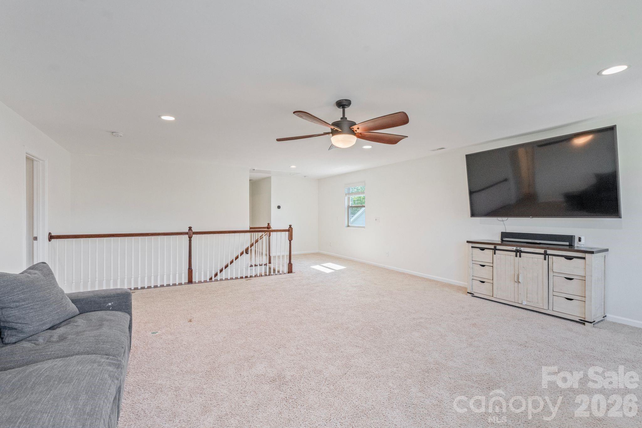 Single Family Residence at 12804 Heath Grove Drive, Huntersville, photo 27 of 41