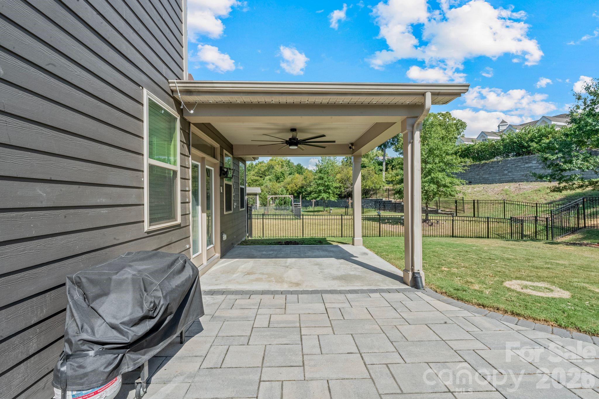 Single Family Residence at 12804 Heath Grove Drive, Huntersville, photo 36 of 41