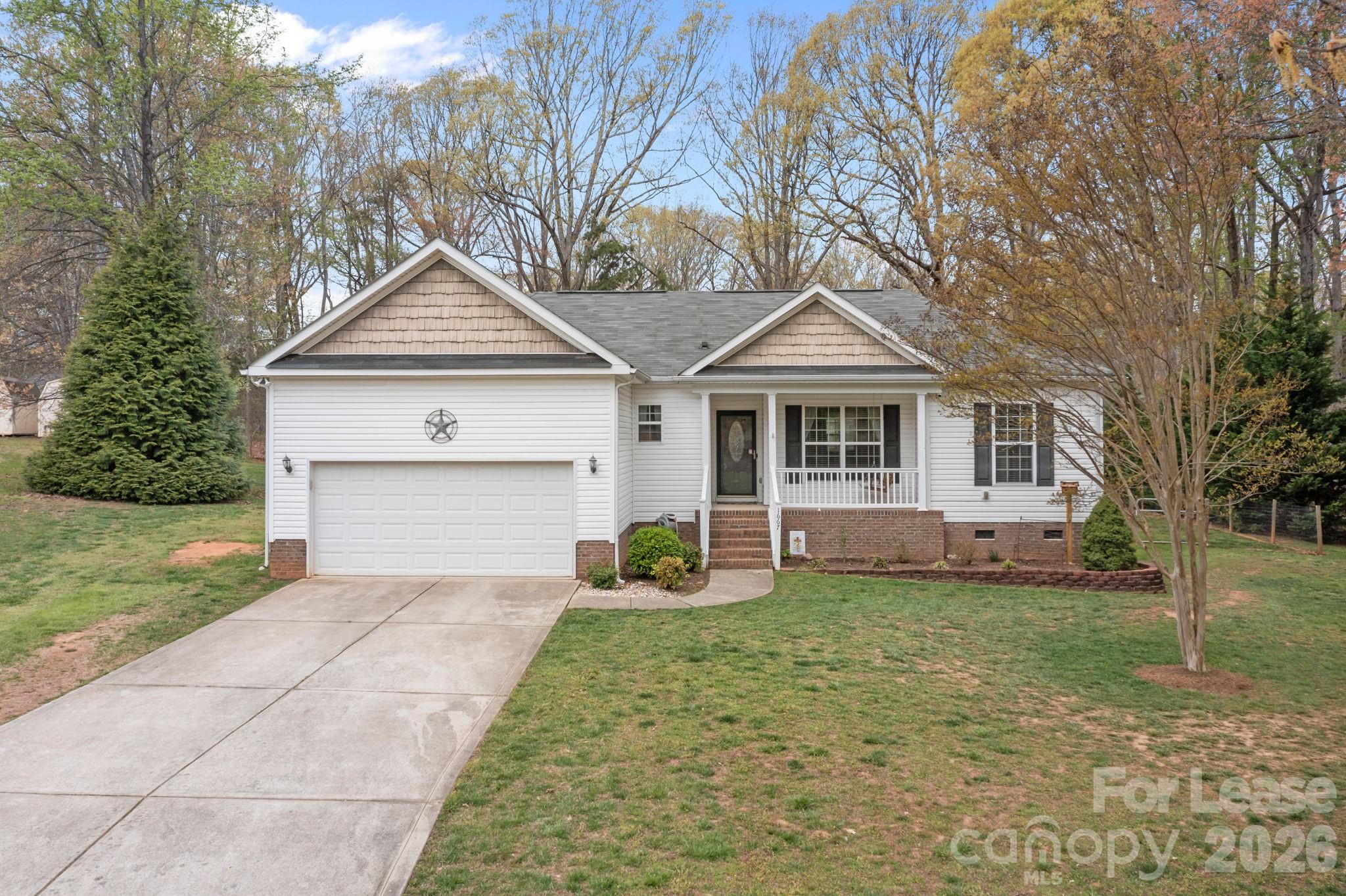 Single Family Residence at 1667 Warwick Court, Lincolnton, photo 5 of 48