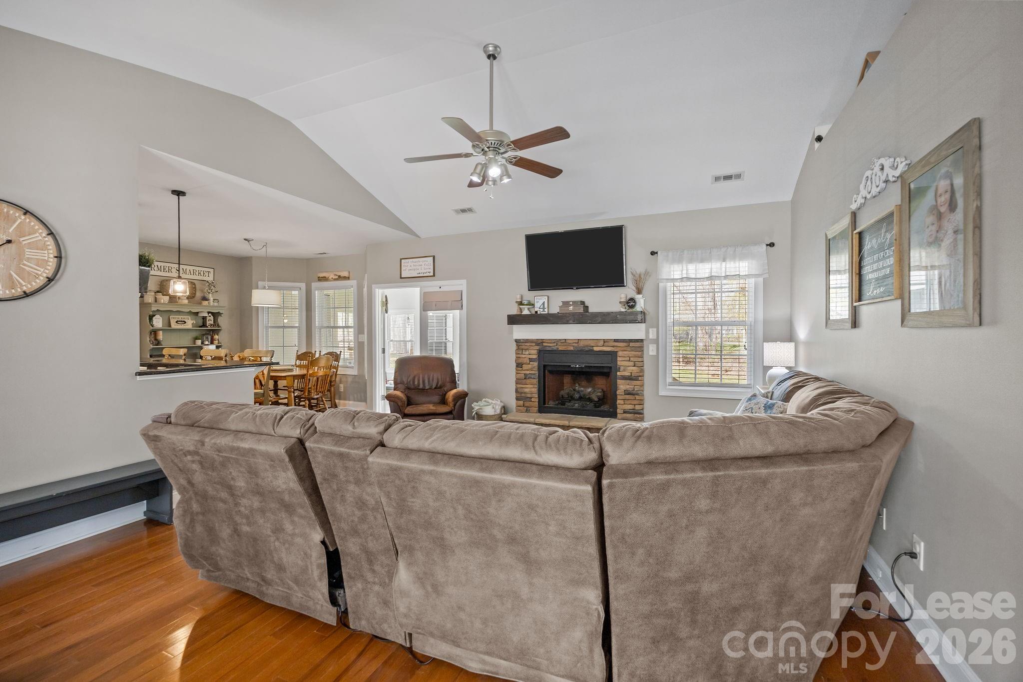 Single Family Residence at 1667 Warwick Court, Lincolnton, photo 13 of 48