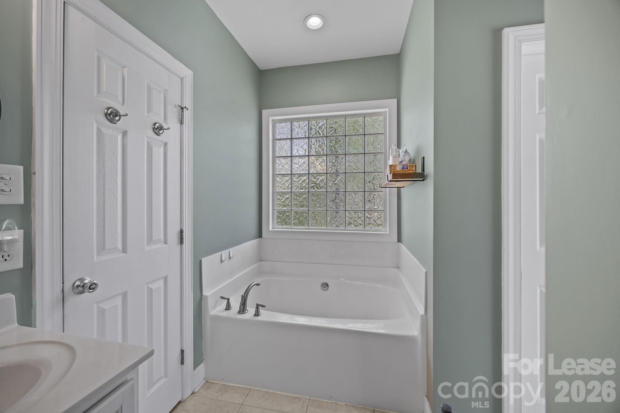 Single Family Residence at 1667 Warwick Court, Lincolnton, photo 30 of 48