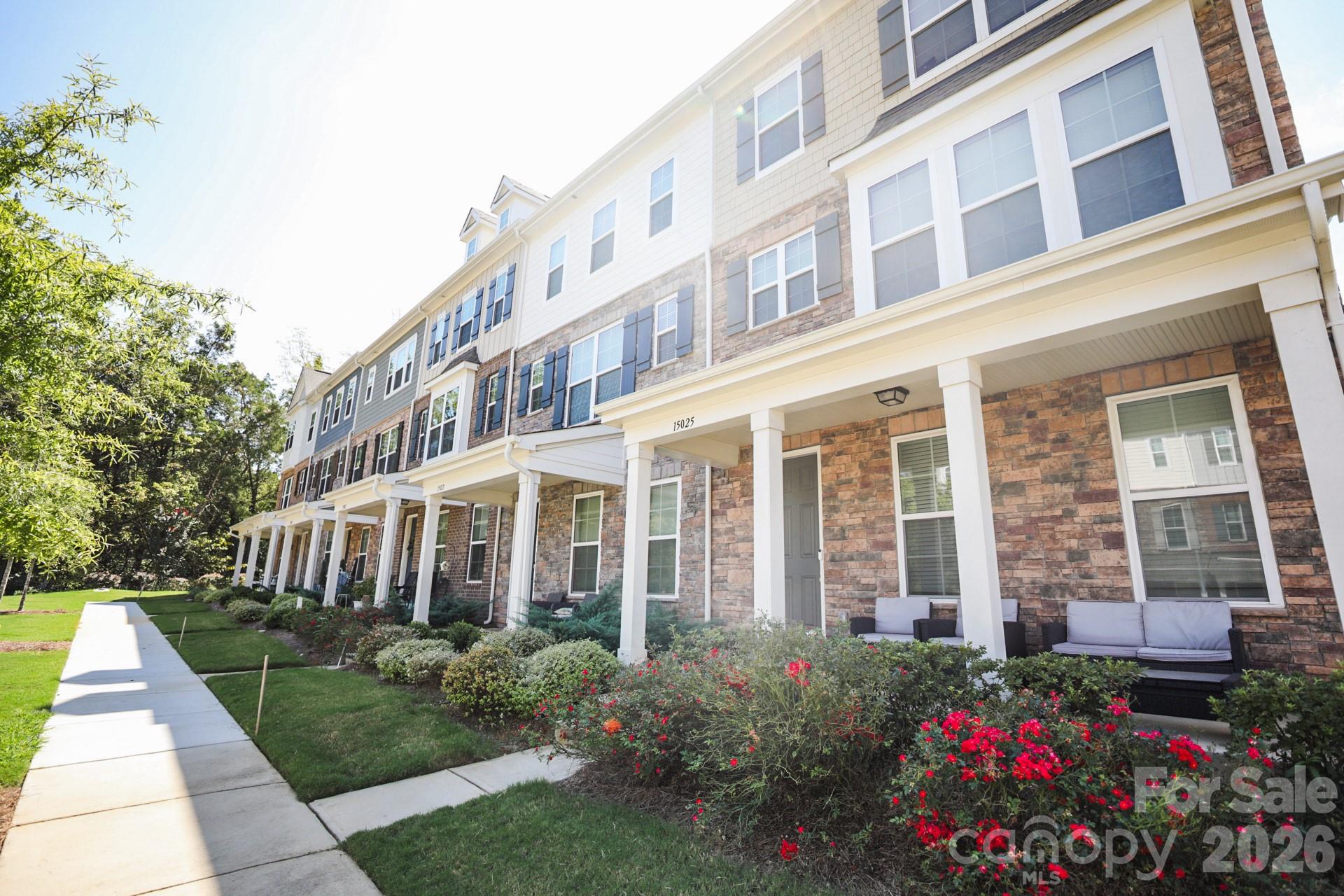 Townhouse at 15025 Camus Court, Mint Hill, photo 6 of 28