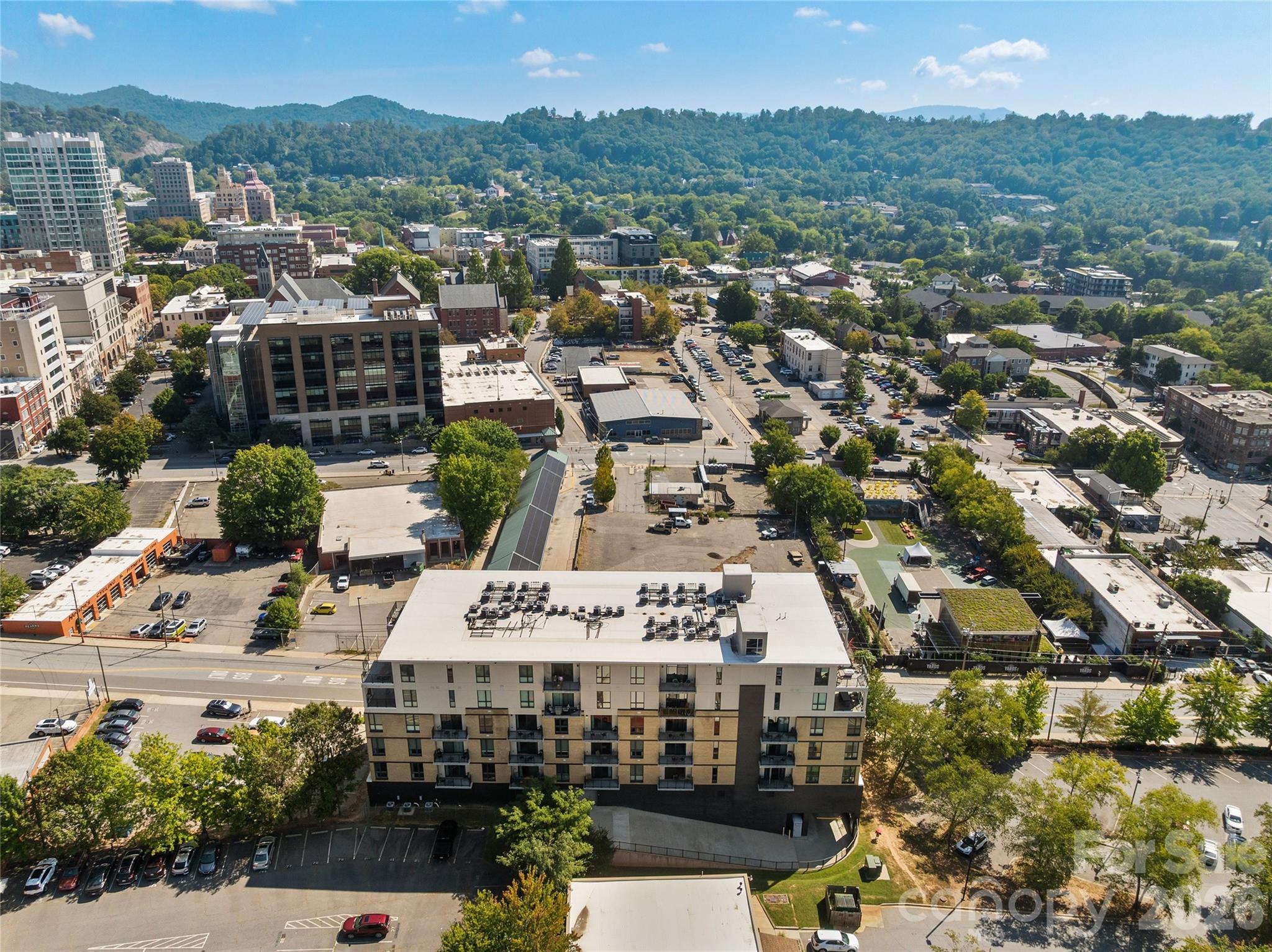 Condominium at 45 Asheland Avenue, Asheville, photo 41 of 47