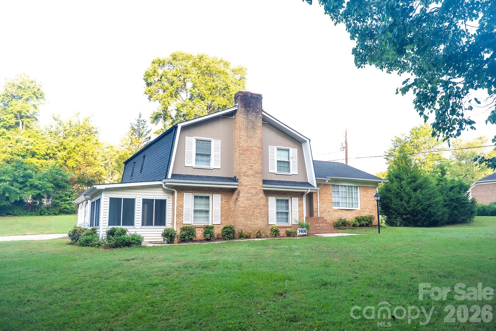 Little sunroom off the side of the house - 3401 Tracelake Drive, Matthews